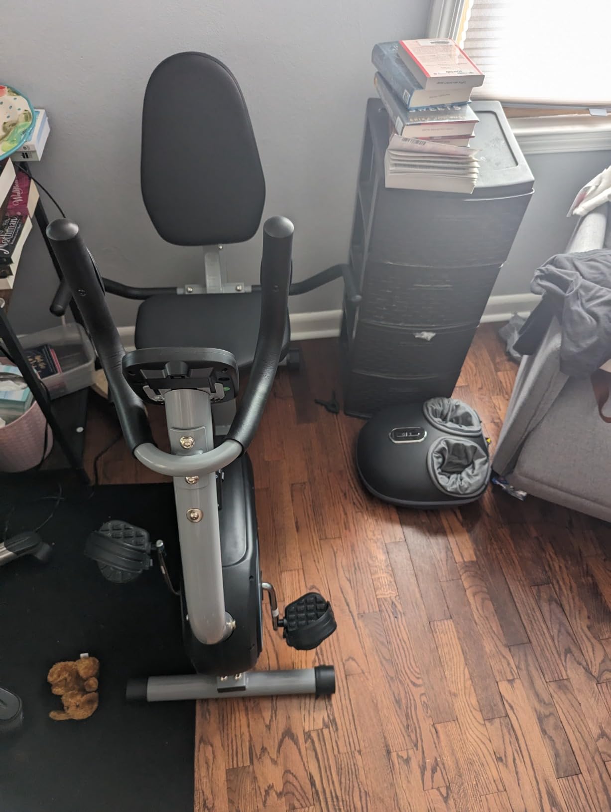 Recumbent Exercise Bike for Seniors - 400LB Weight Capacity Recumbent Bikes with Comfortable Seat, Pulse Sensor, 16-level Resistance, LCD Monitor customer photo 1