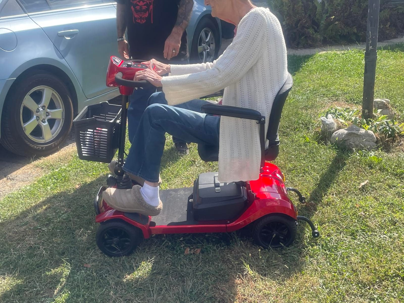 Hoverfly T4 4-Wheel Mobility Scooter for Seniors/Adults, Max 12.4 Miles customer photo 2