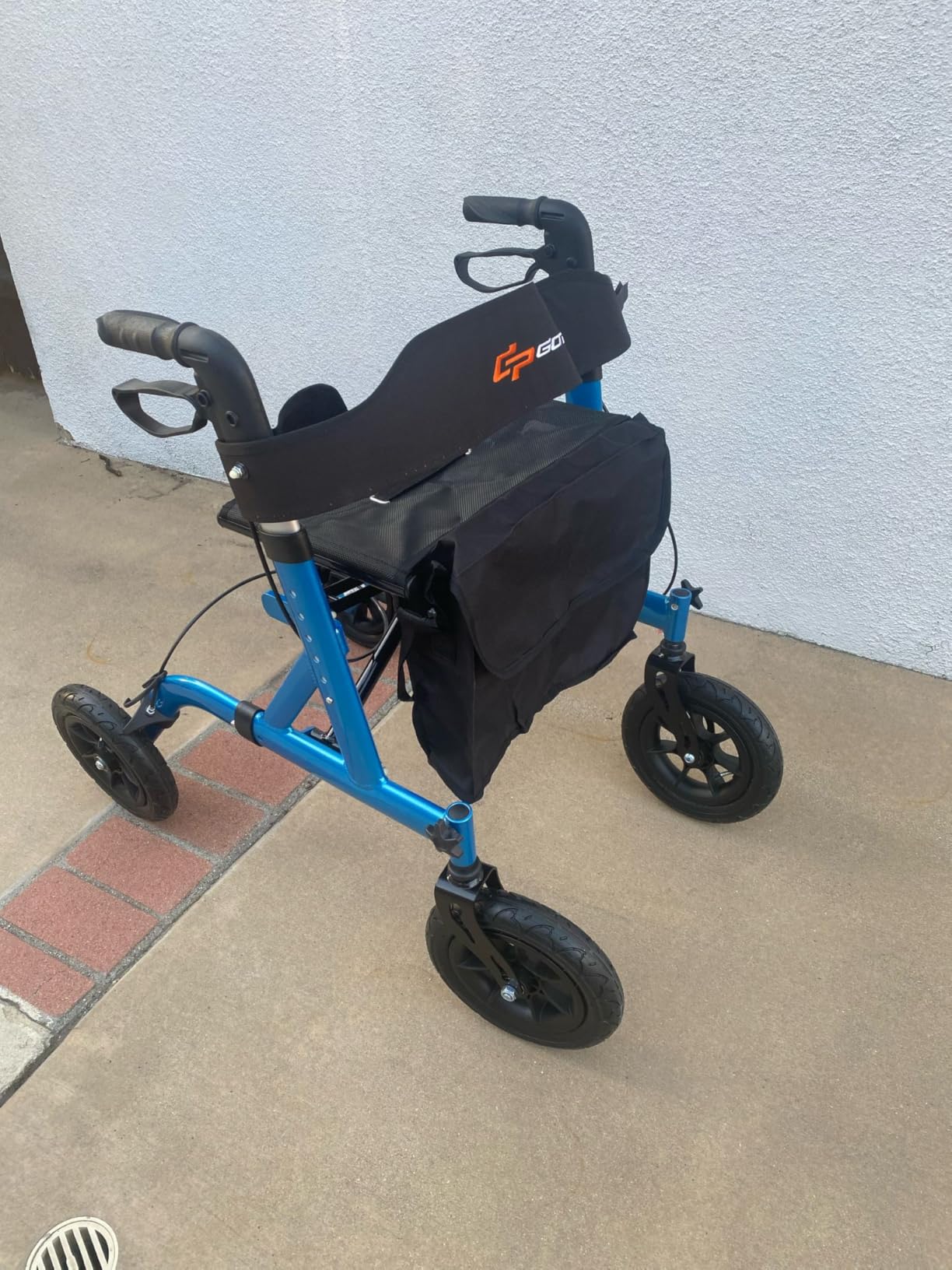 Goplus Rollator Walkers for Seniors with Seat, Foldable Rolling Walker with 9.5” All Terrain Pneumatic Wheel, Supports up to 300 lbs, Heavy Duty Bariatric Rollator Walker for Adult customer photo 1