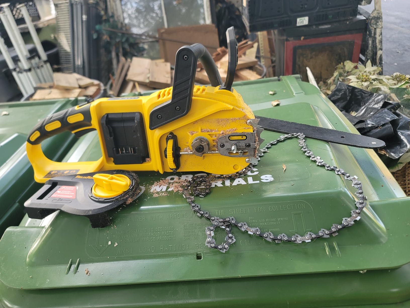 ReliaRoads 16-Inch 40V Brushless Cordless Chainsaw for DeWalt 20V MAX customer photo 1
