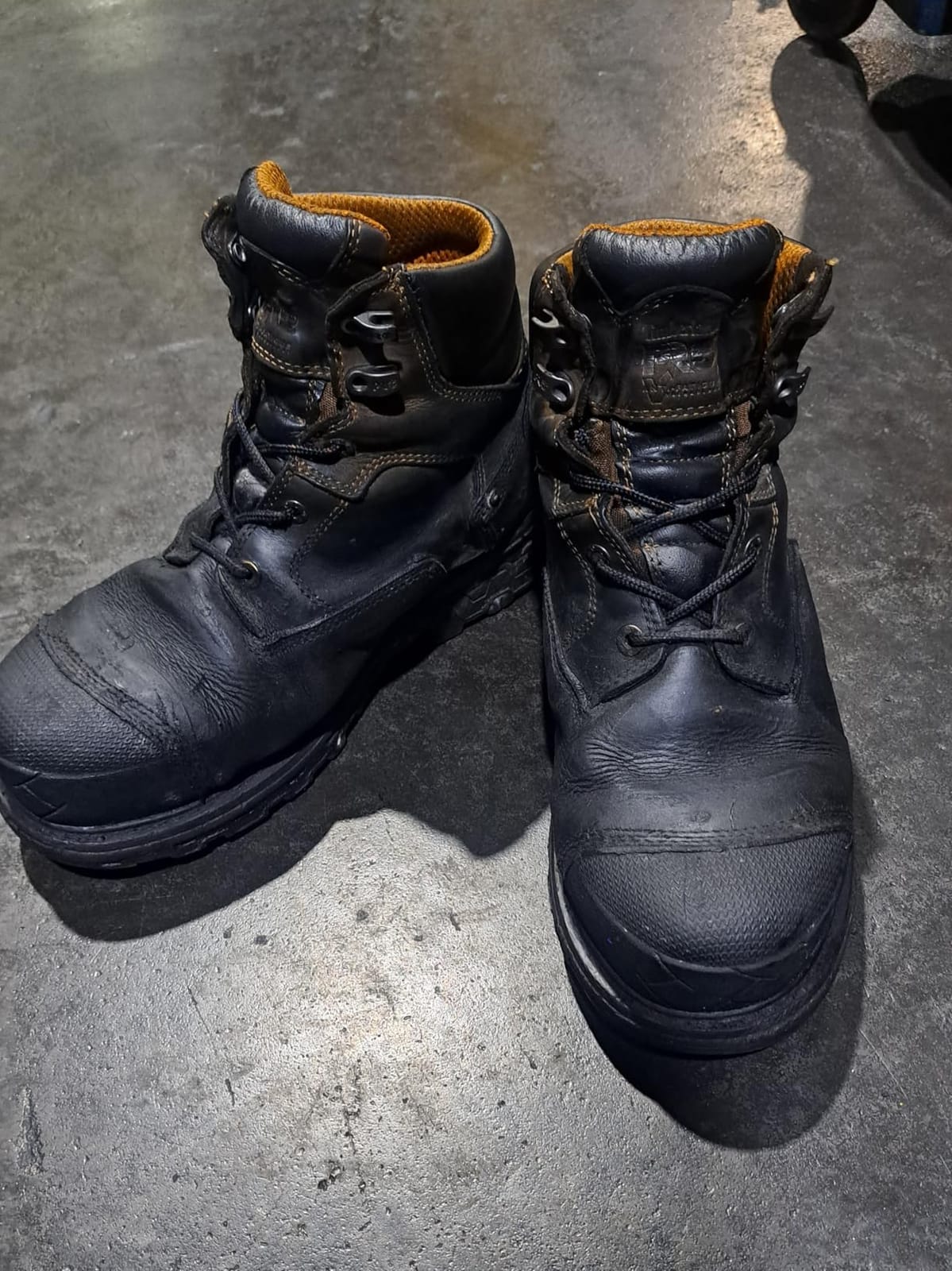 Timberland PRO Men's Boondock 6 Inch Composite Safety Toe Waterproof Industrial Work Boot customer photo 1