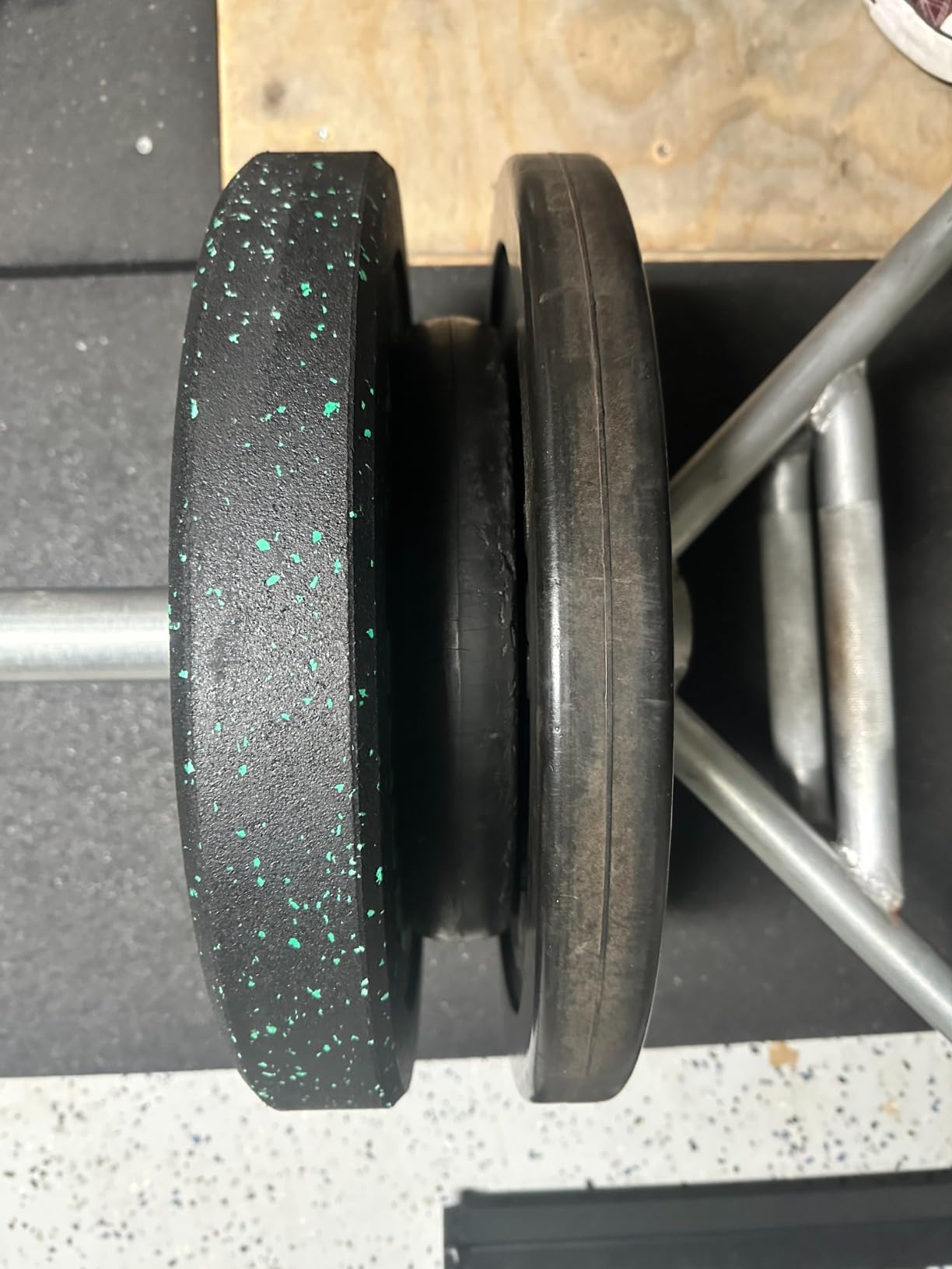 HANDBODE 2-Inch High-Bounce Bumper Plates, Olympic Weight Set, 10-650 lb customer photo 2