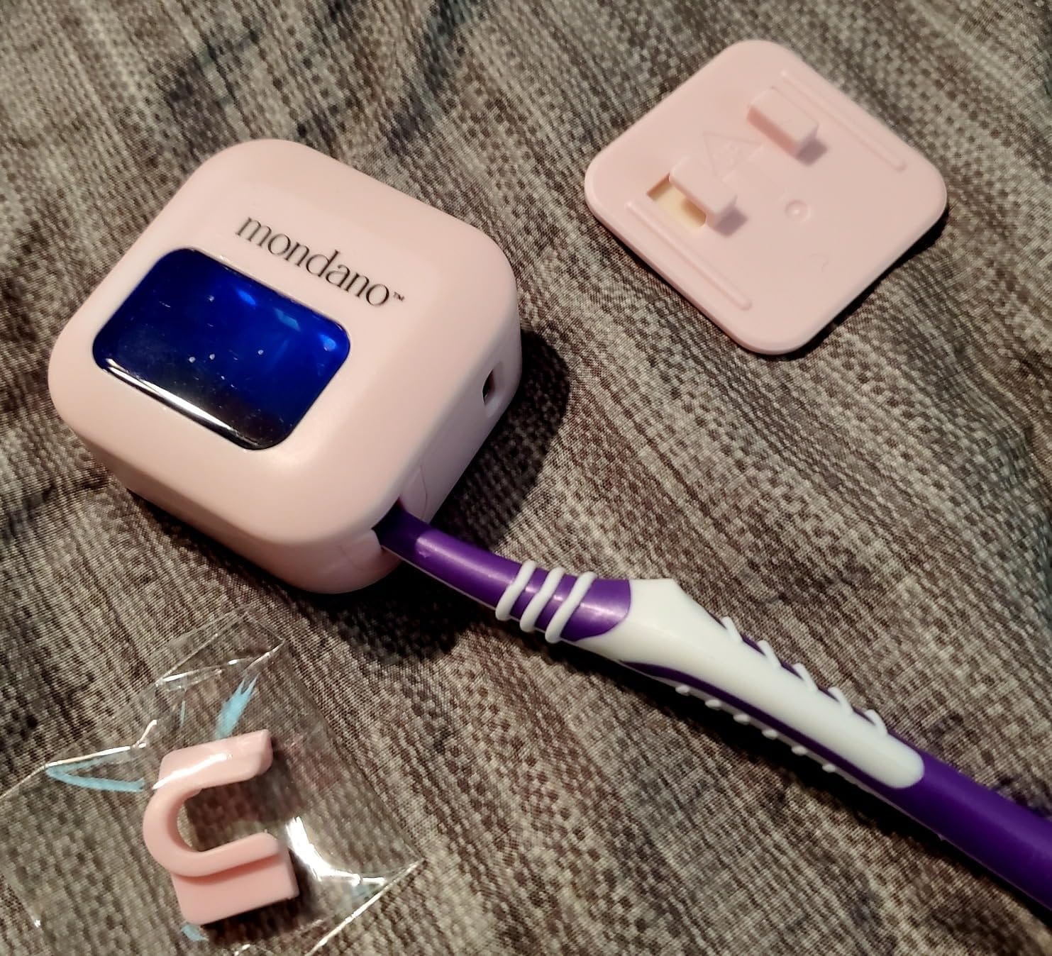 Mondano UV-C Toothbrush Sanitizer and Holder, Travel Case Cover Cap | Removes 99.9% of Contaminants; Rechargeable, 90-day Battery; Universal Brush Fit; Wall Mount or Travel; ABS Toothbrush Cover customer photo 2