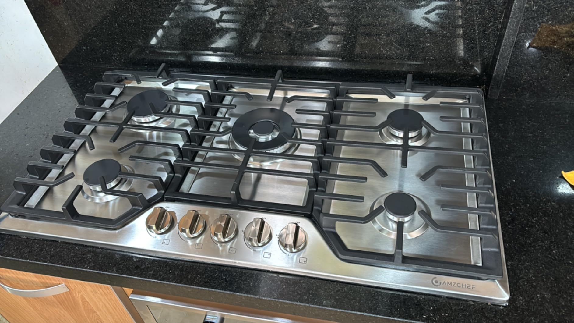AMZCHEF 30 Inch Gas Cooktop, Gas Stove Top with 5 Italy SABAF Power Burners customer photo 2