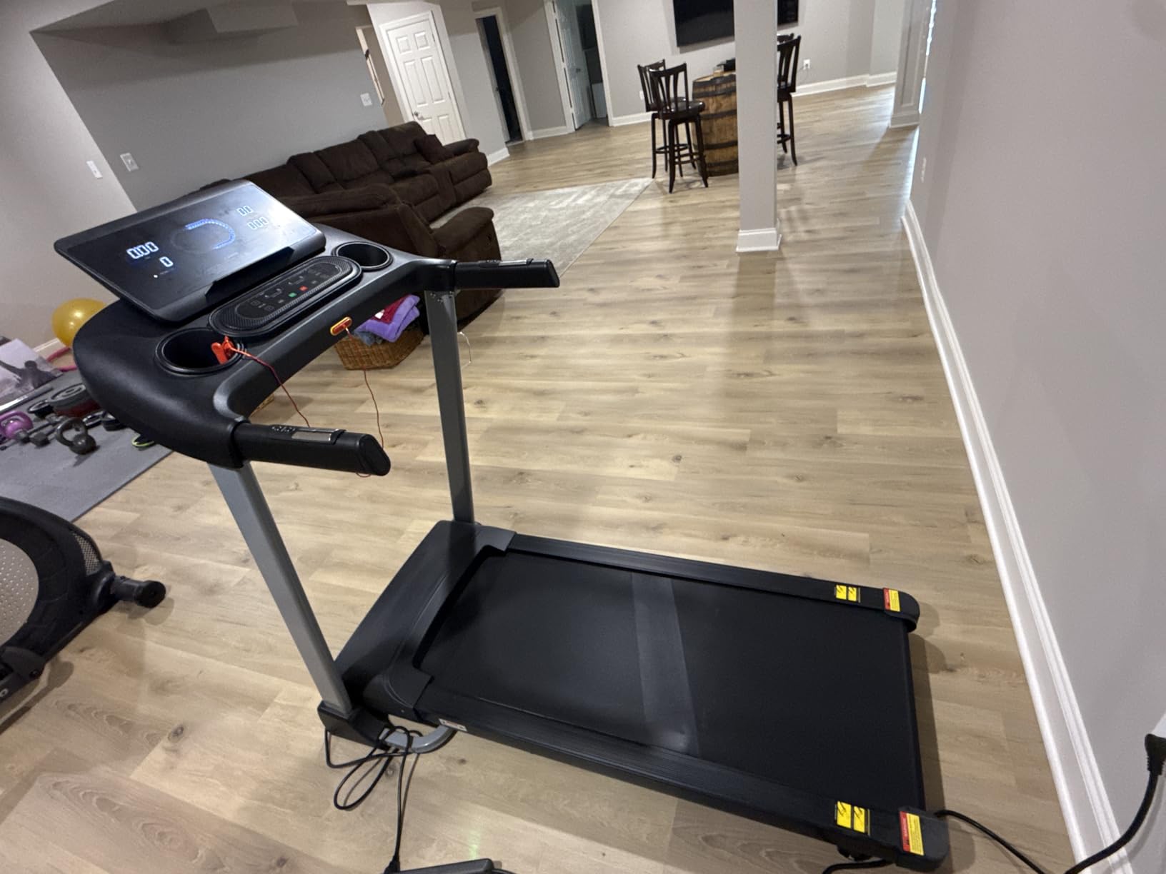 HUAGEED Treadmills for Home, Heavy Duty Treadmill, 400LBS Capacity customer photo 1