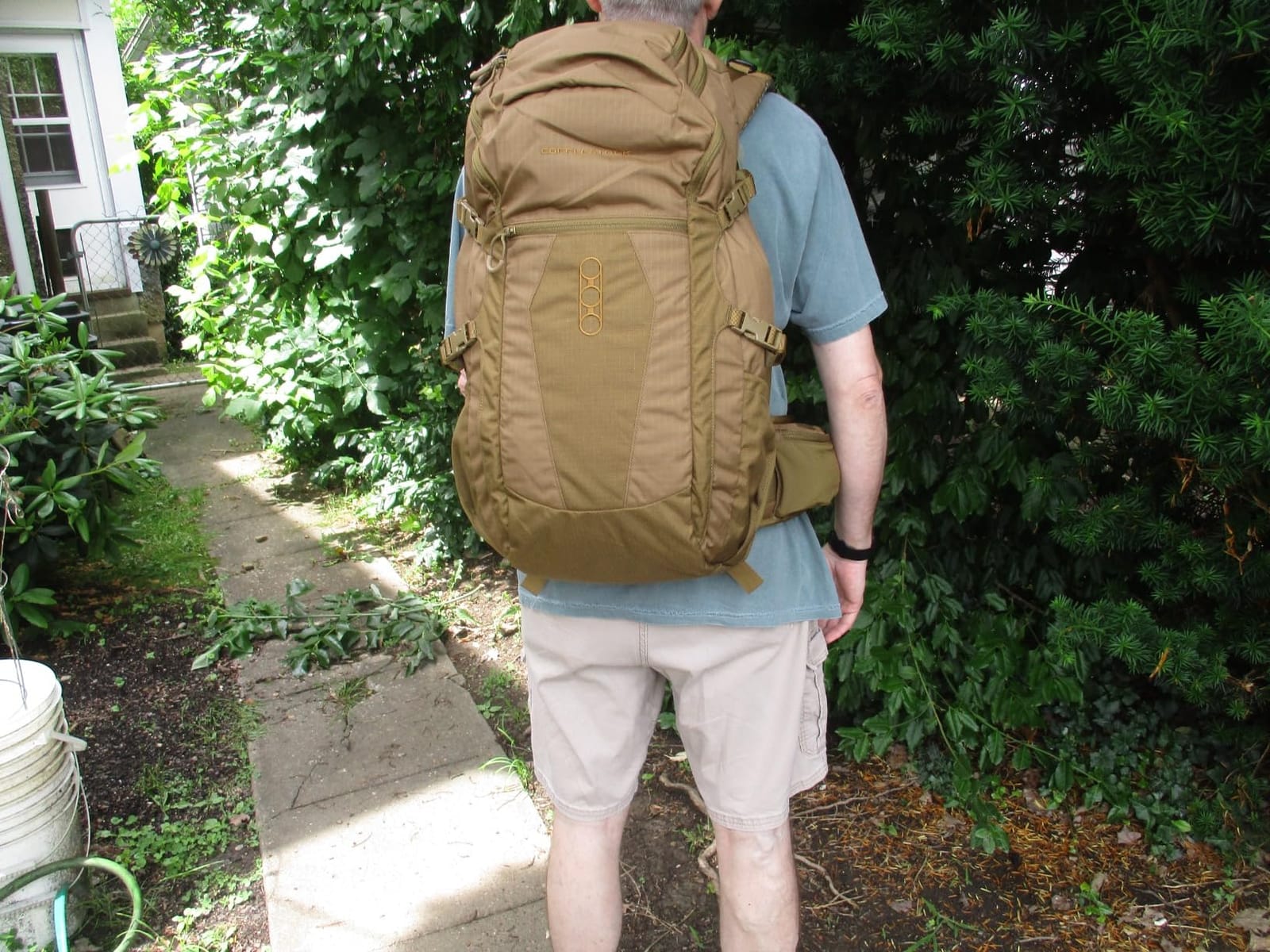 Eberlestock Freefall 3000 Pack, Tactical Backpack for Missions and Law Enforcement, Heavy Duty Outdoor Bag, 46L Volume, Coyote Brown customer photo 1