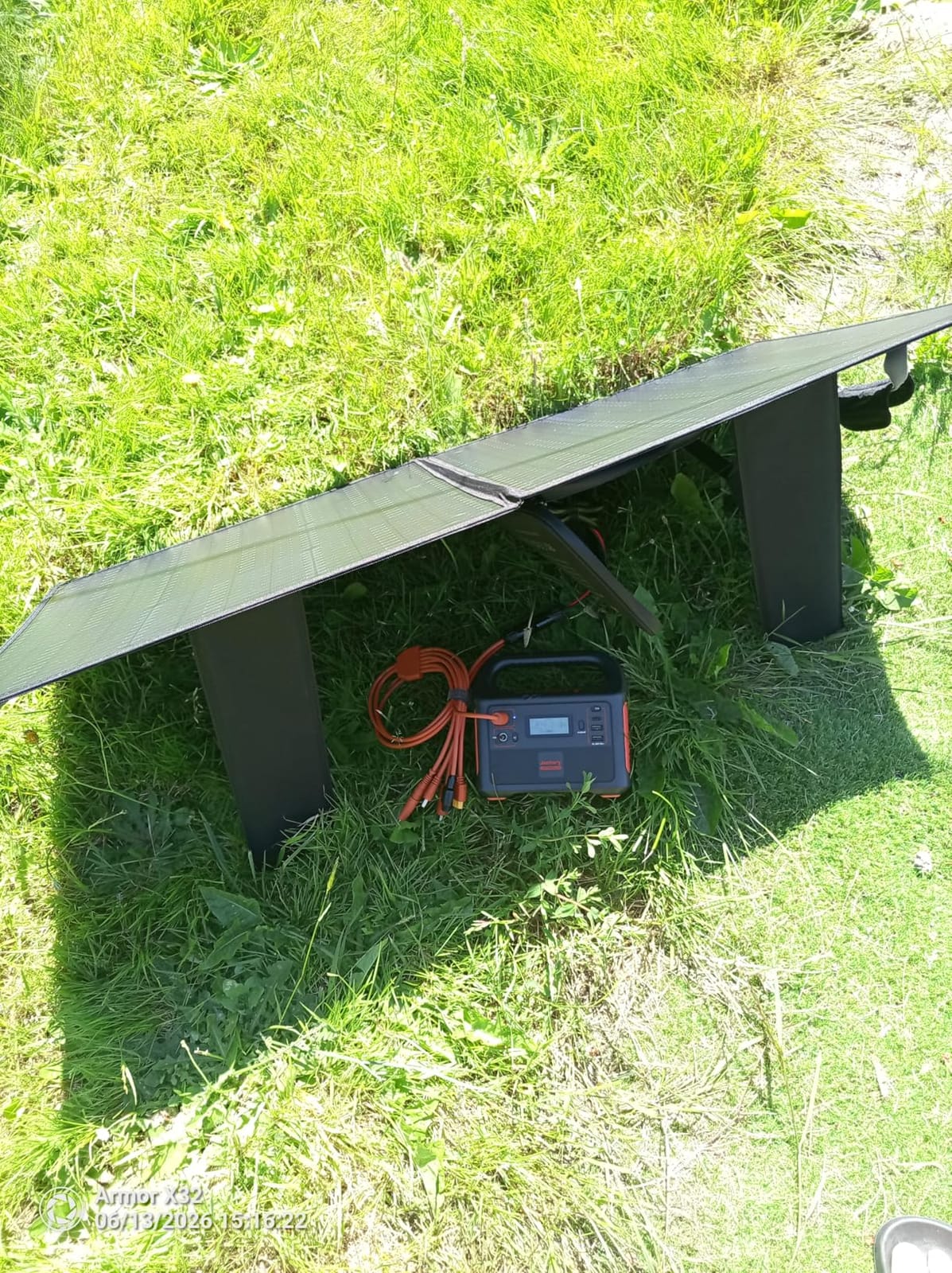 110W Portable Solar Panel for Power Station IP67 Waterproof Solar Charger customer photo 1