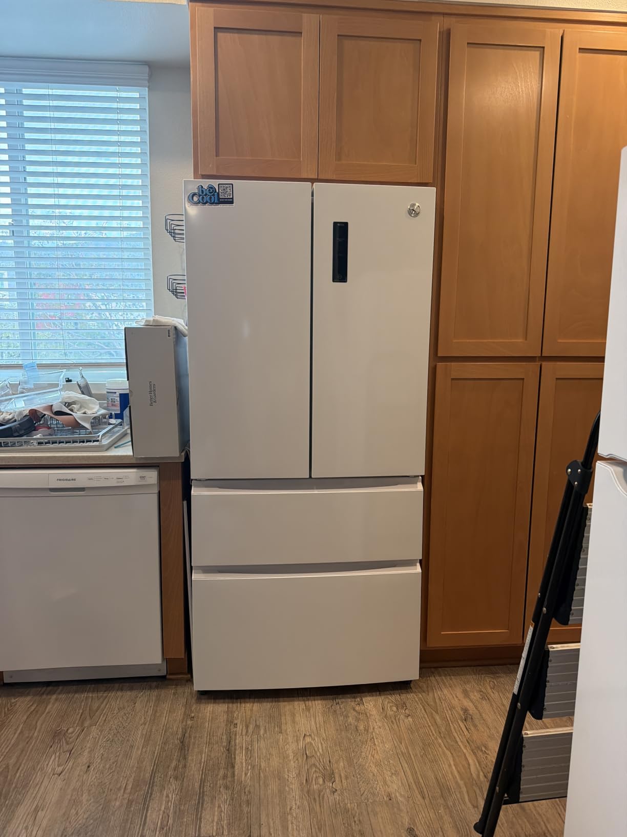 Commercial Cool 18.9 Cu. Ft. French Door Refrigerator, 33 Inch Wide Refrigerator with 2 Bottom Mount Freezer Drawers, Frost Free, LED Lighting, Digital Temperature Control, CCRF1890KS, Stainless Look customer photo 1