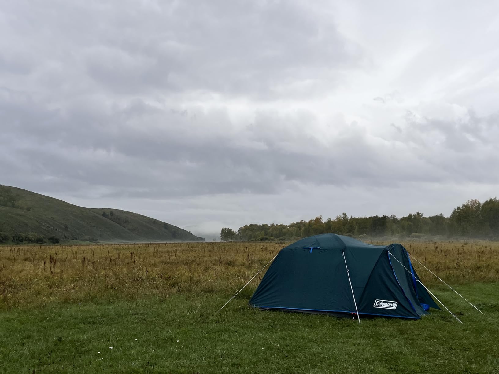 Coleman Skydome Tent with Full-Fly Weather Vestibule, Weatherproof 4/6 Person Tent Sets Up in 5 Minutes & Protects from Water, 20% More Headroom Than Traditional Shelters customer photo 2