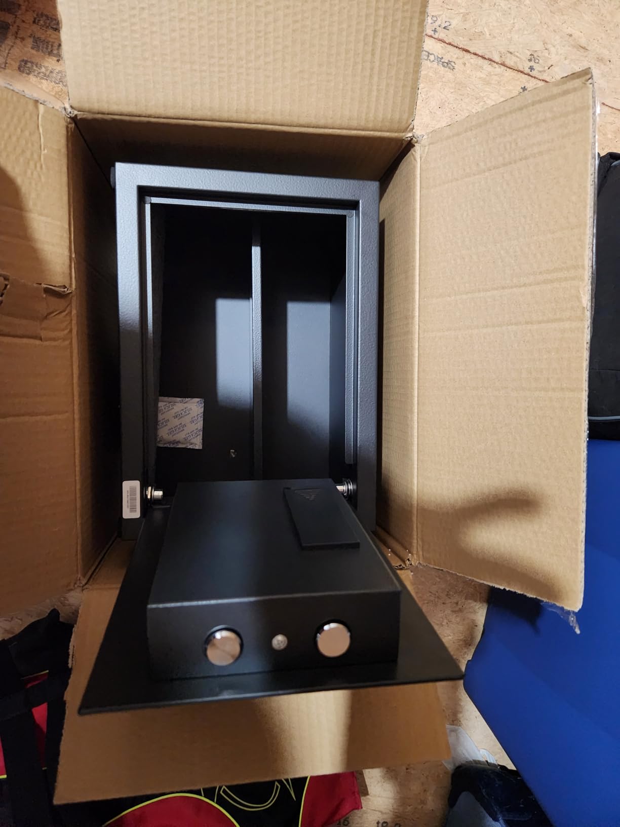 Locksworth Safe for Home, 0.6 Cubic Feet Safety Box, Lock Box for Money, Jewelry, Documents and Guns, Digital Security Safe for Office, Hotel and Personal Use, 13.8
