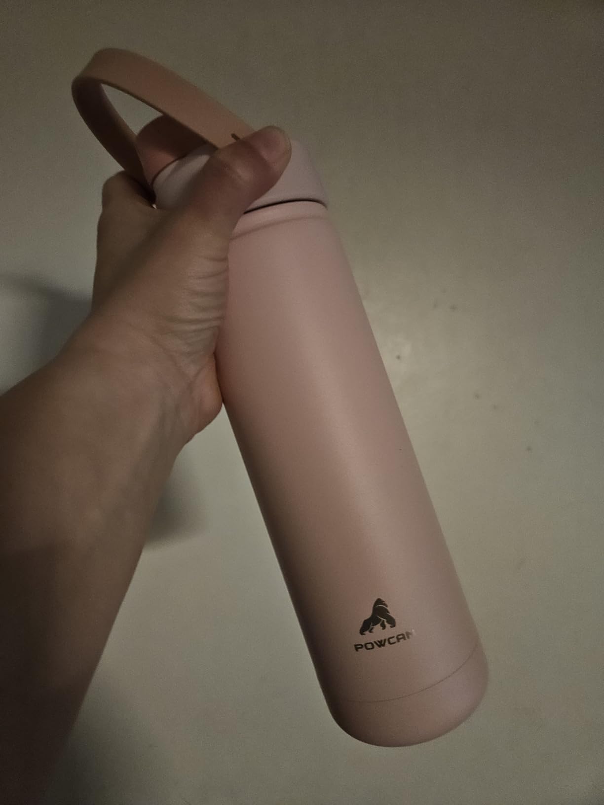 POWCAN 26 oz Insulated Water Bottle with 2-in-1 Straw and Spout Lid, Keep Cold 24H, Leak-Proof, Fits in Car Cup Holder, Stainless Steel Water Bottle for Sports, Travel, and School (Dark Knight) customer photo 1