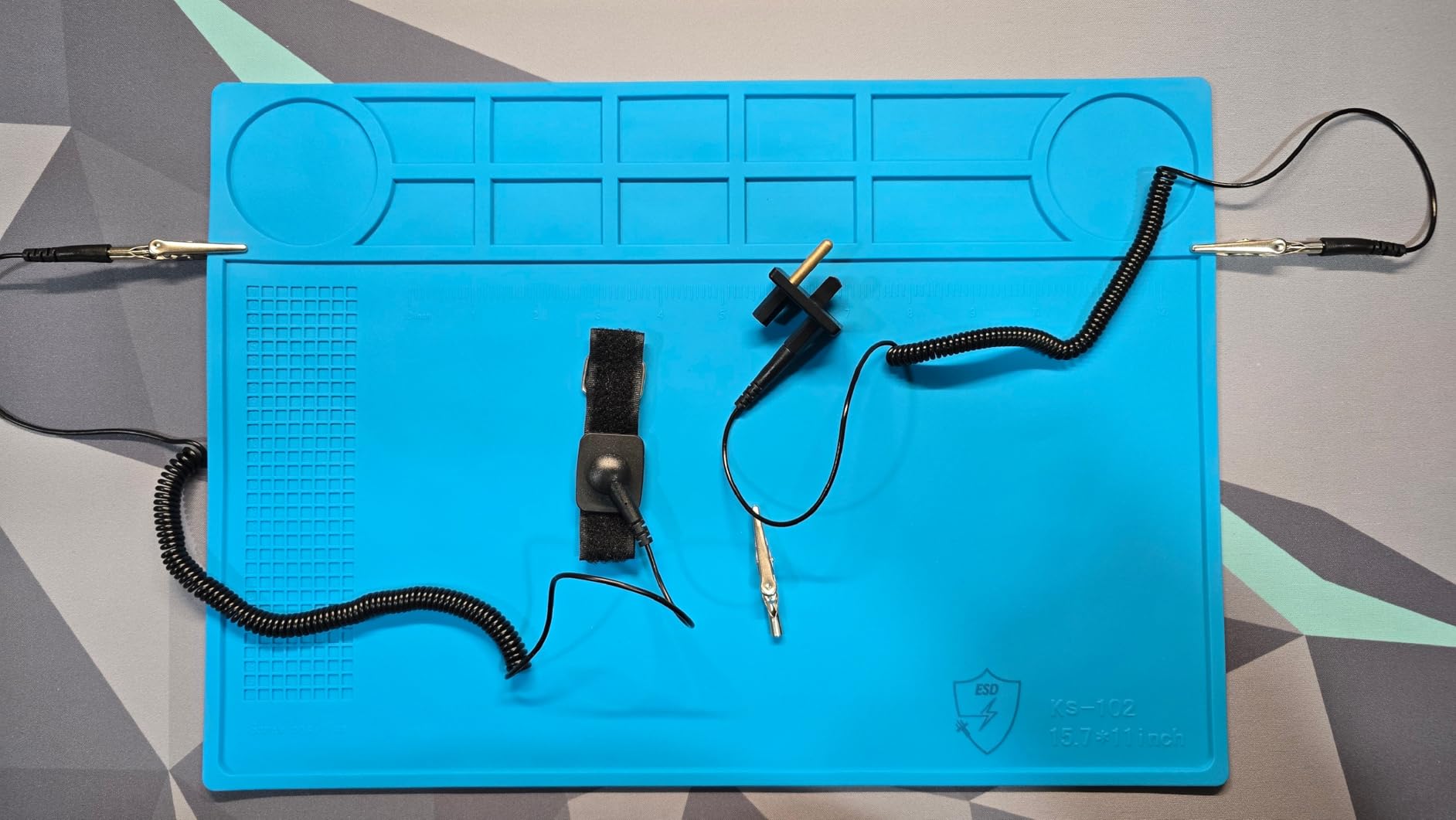 Kaisiking Anti-Static Mat Kit for Electronics Computer Repair or Soldering customer photo 2
