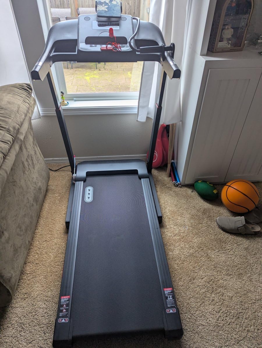 CIIHI Treadmill with Auto Incline - 15% Incline Treadmill 400 lbs Capacity customer photo 1