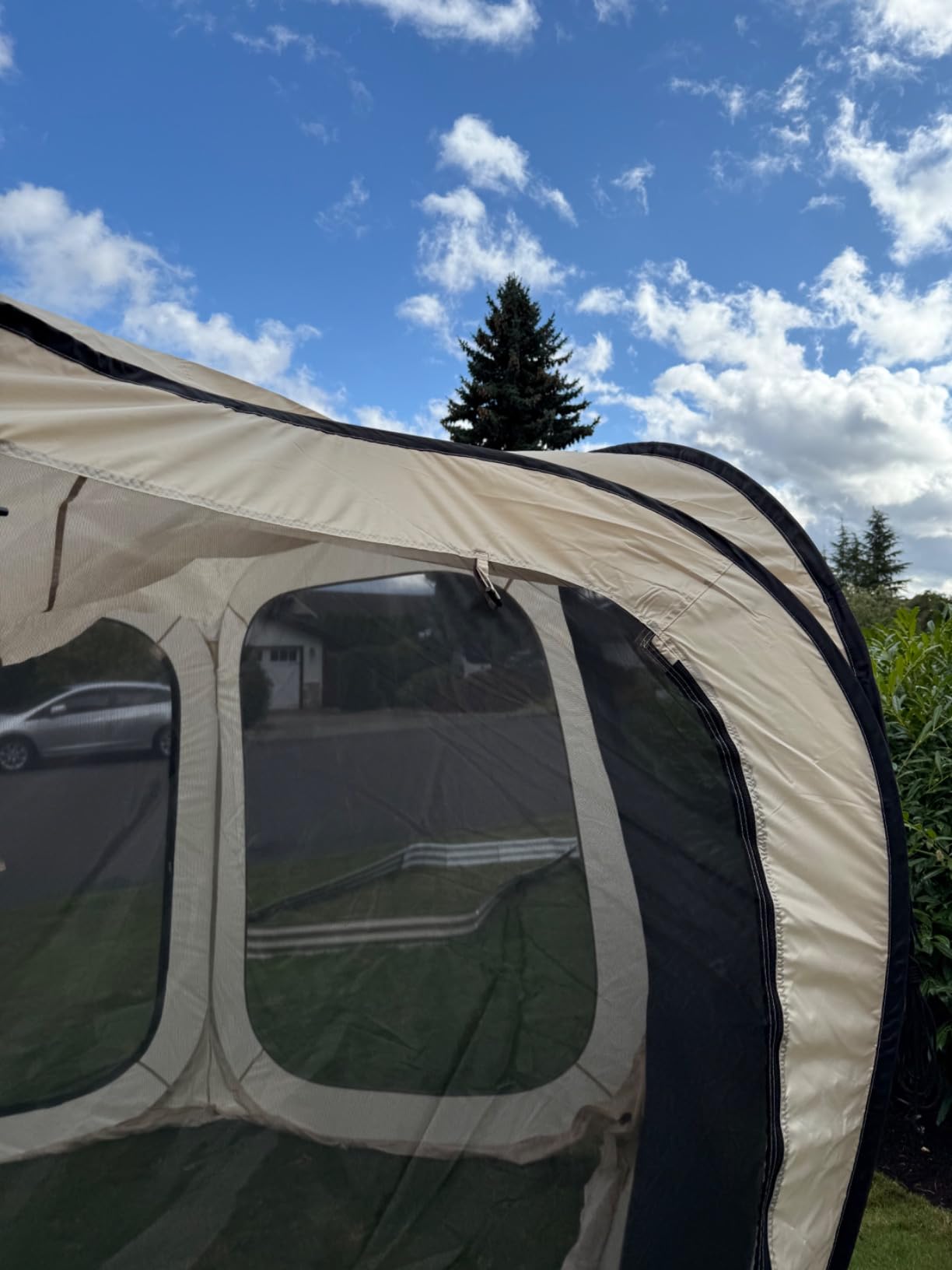 HOOYEAH Pop-up Screen House Tent, Portable Screen Room Camping Canopy, Instant Screen Tent Ultimate Outdoor Shelter with Carry Bag for Patio, Backyard, Garden and Outdoor Activities, 10x10 customer photo 1