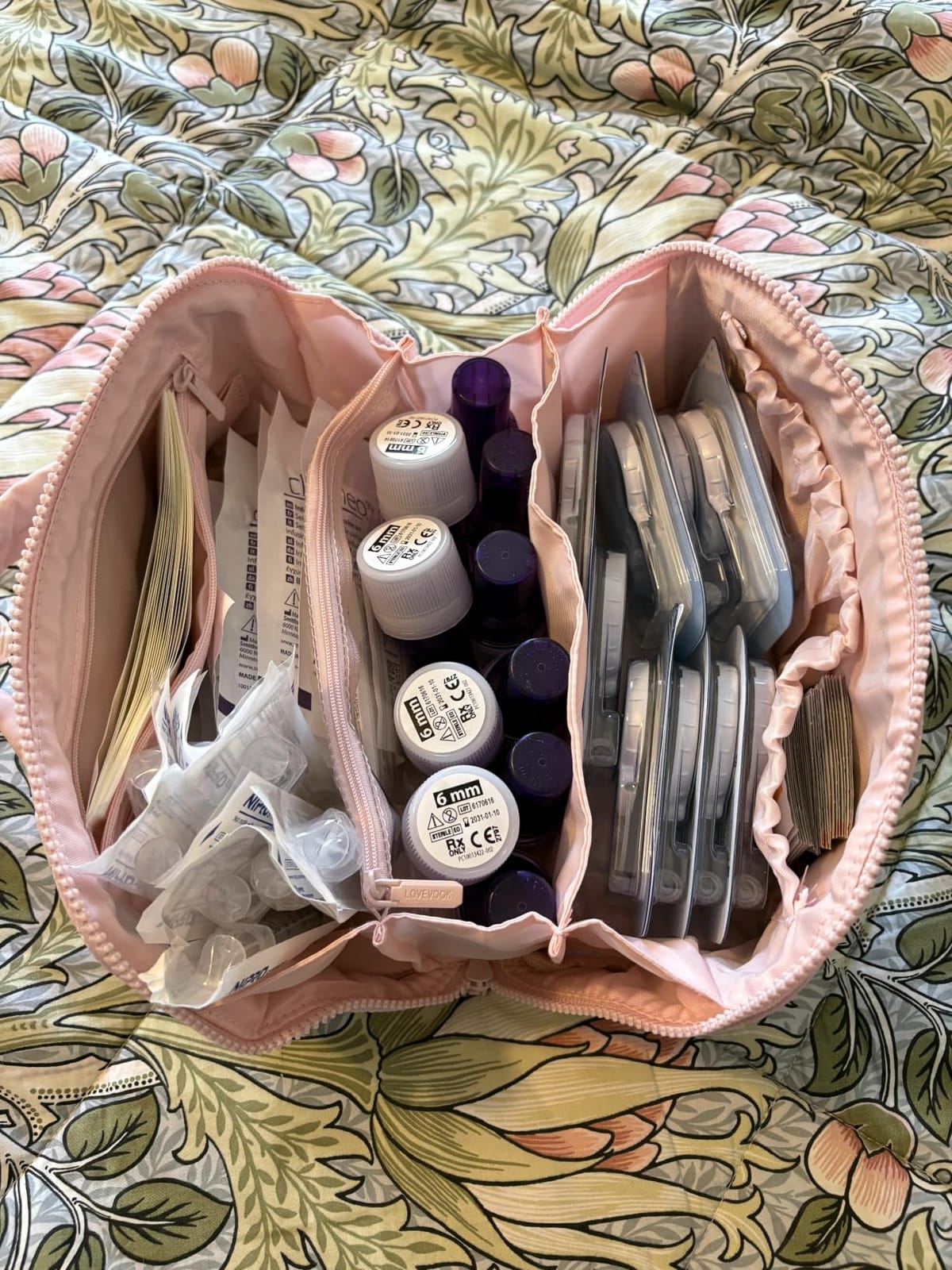 LOVEVOOK Travel Makeup Bag for Women, 2Pcs Puffer Waterproof Cosmetic Organizer customer photo 1
