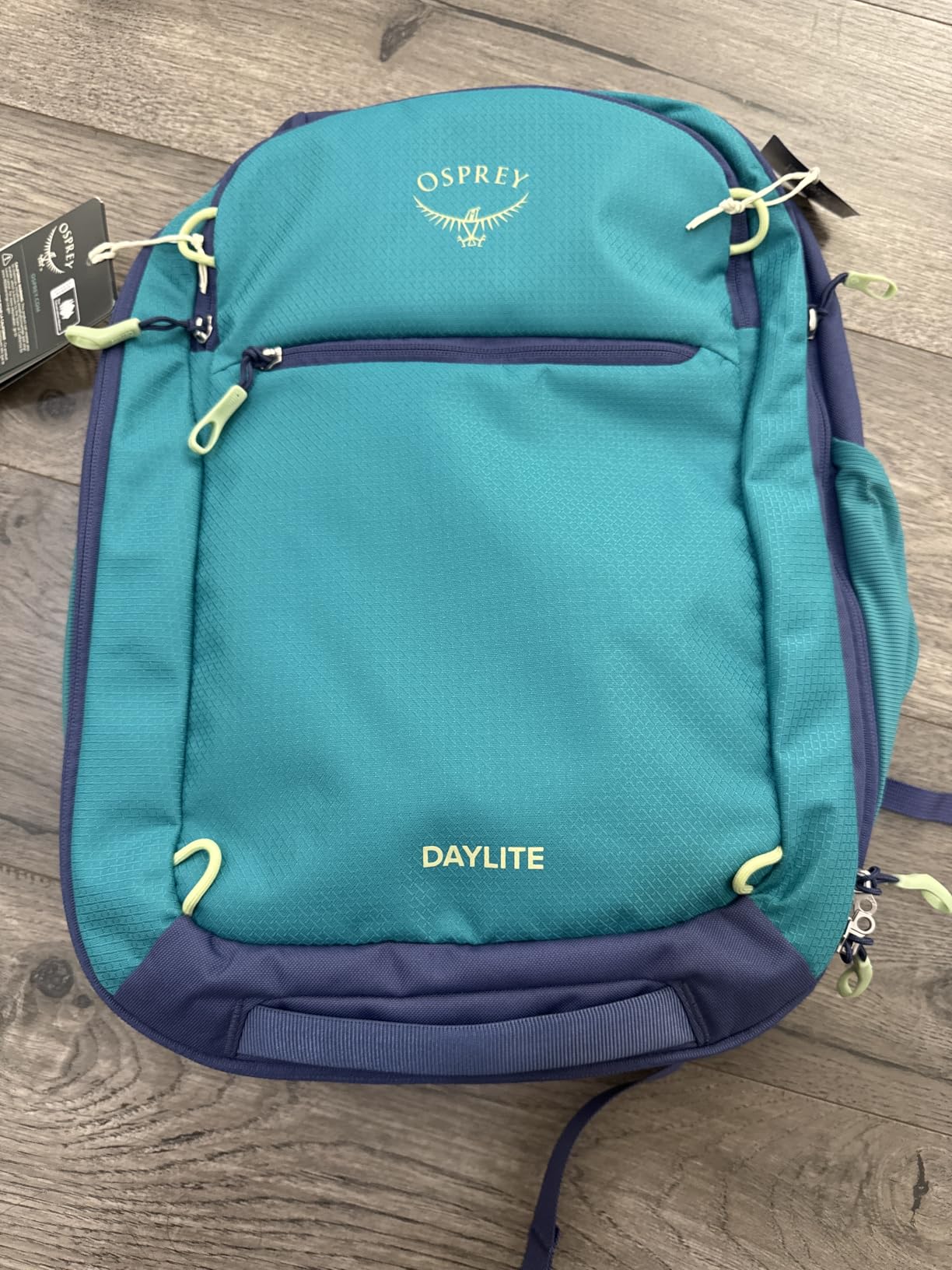 Osprey Daylite Expandable 26+6 Travel Pack, Gray OS customer photo 1