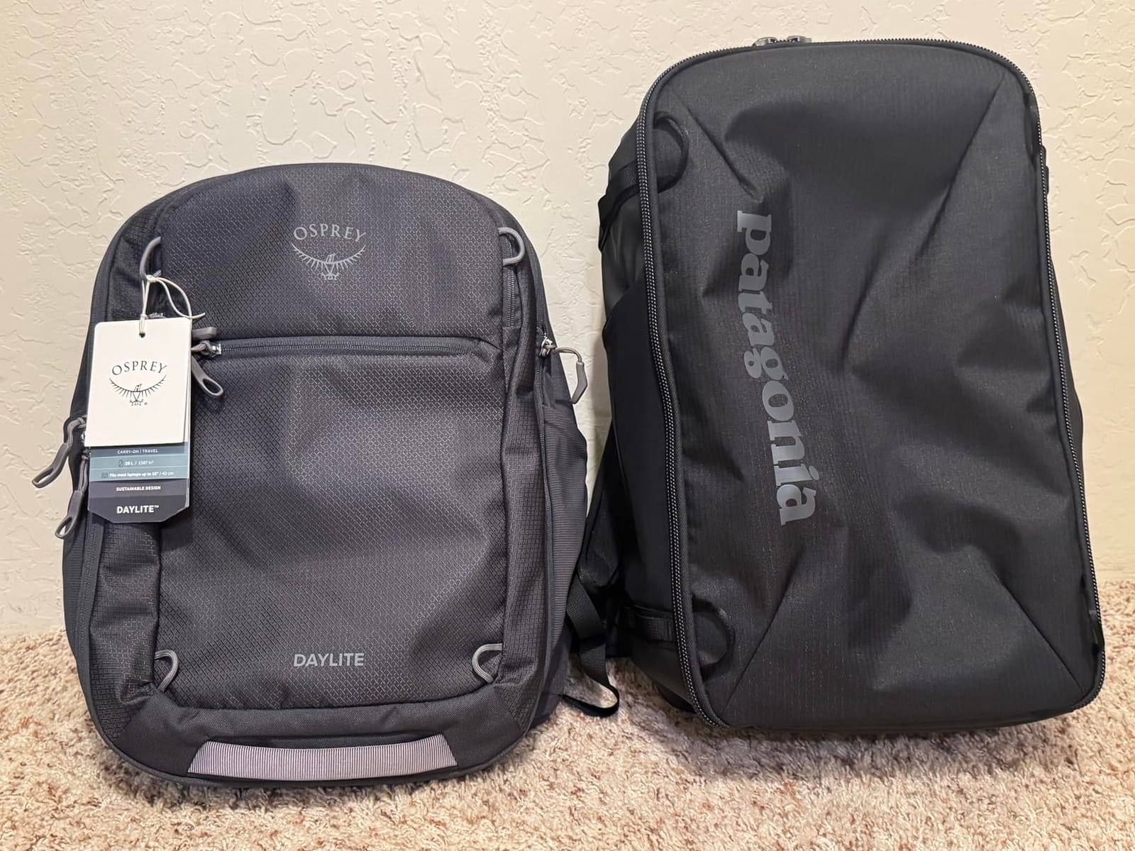 Osprey Daylite Expandable 26+6 Travel Pack, Gray OS customer photo 2