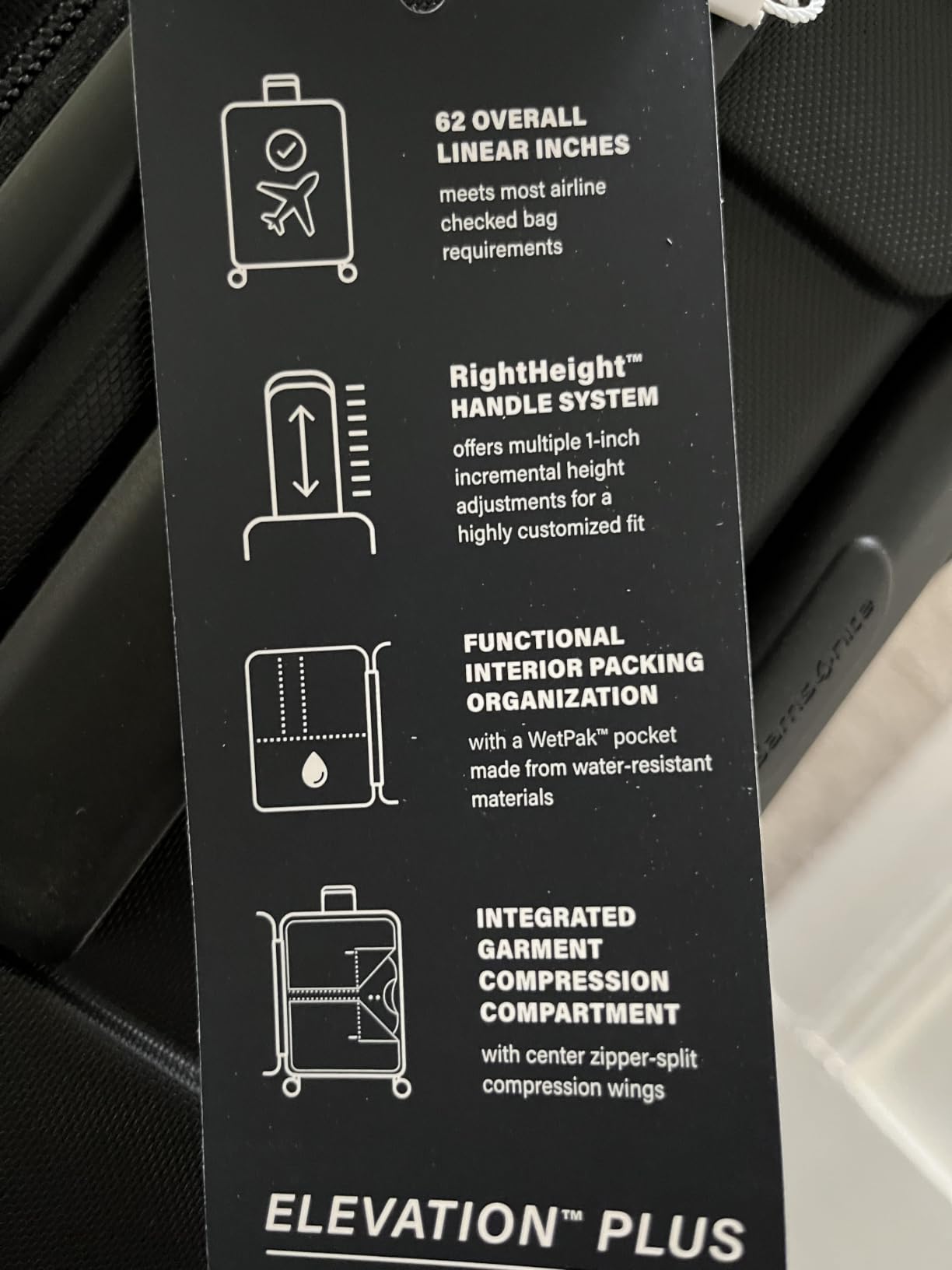 Samsonite Elevation Plus - Large Hardside Luggage - Scratch Resistant Polypropylene Shell, RightHeight Adjustable Handle, Integrated AirTag Holder, TSA Lock, WetPak Compartment - Triple Black customer photo 2