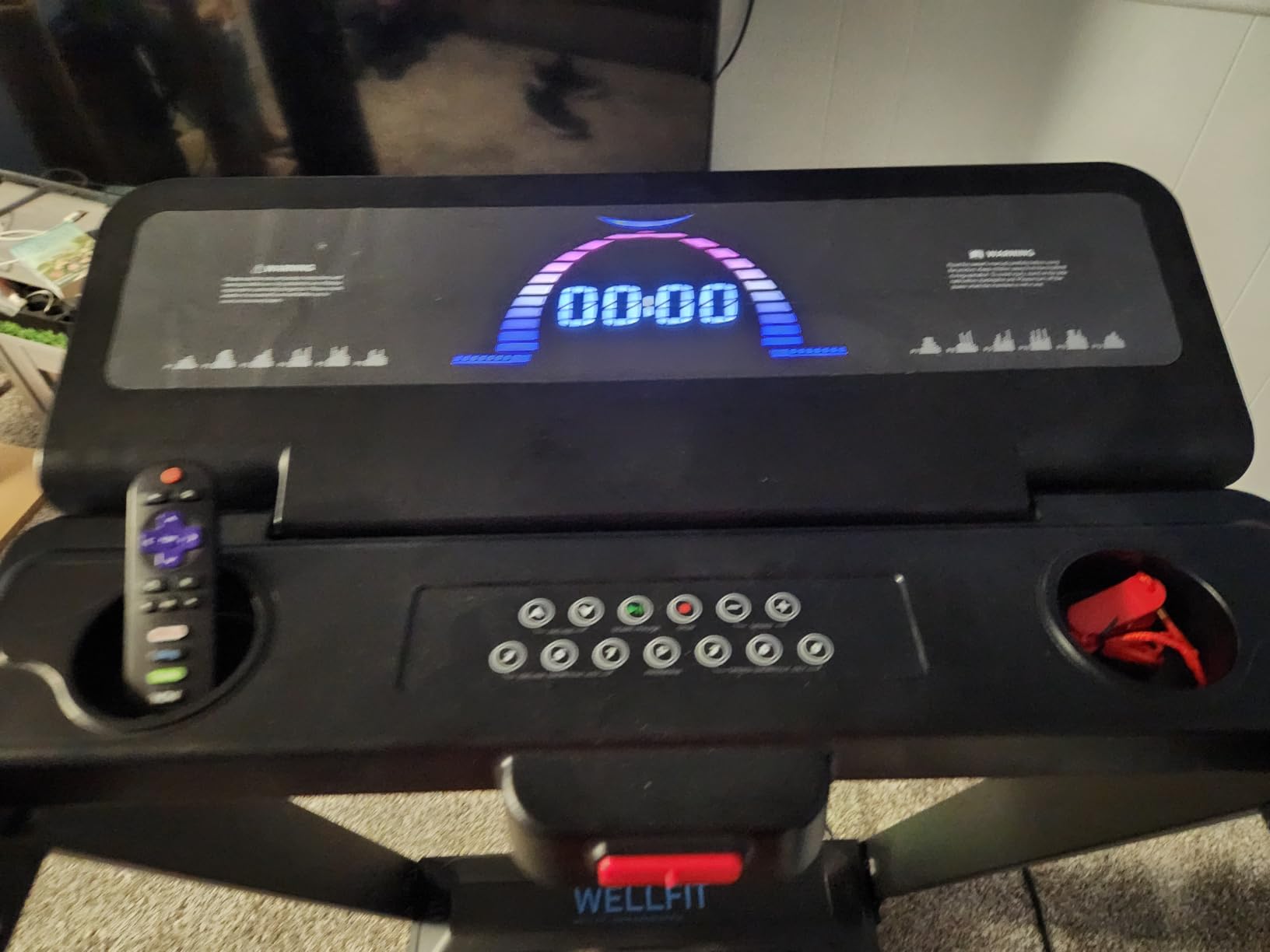 WELLFIT Auto Incline Treadmill, 15% Incline Heavy Duty Treadmill for Home customer photo 2