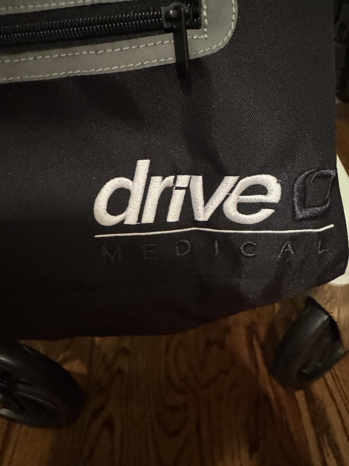 Drive Medical AeroWalk Ultra-Lite Rollator, 15.2 lb, 23
