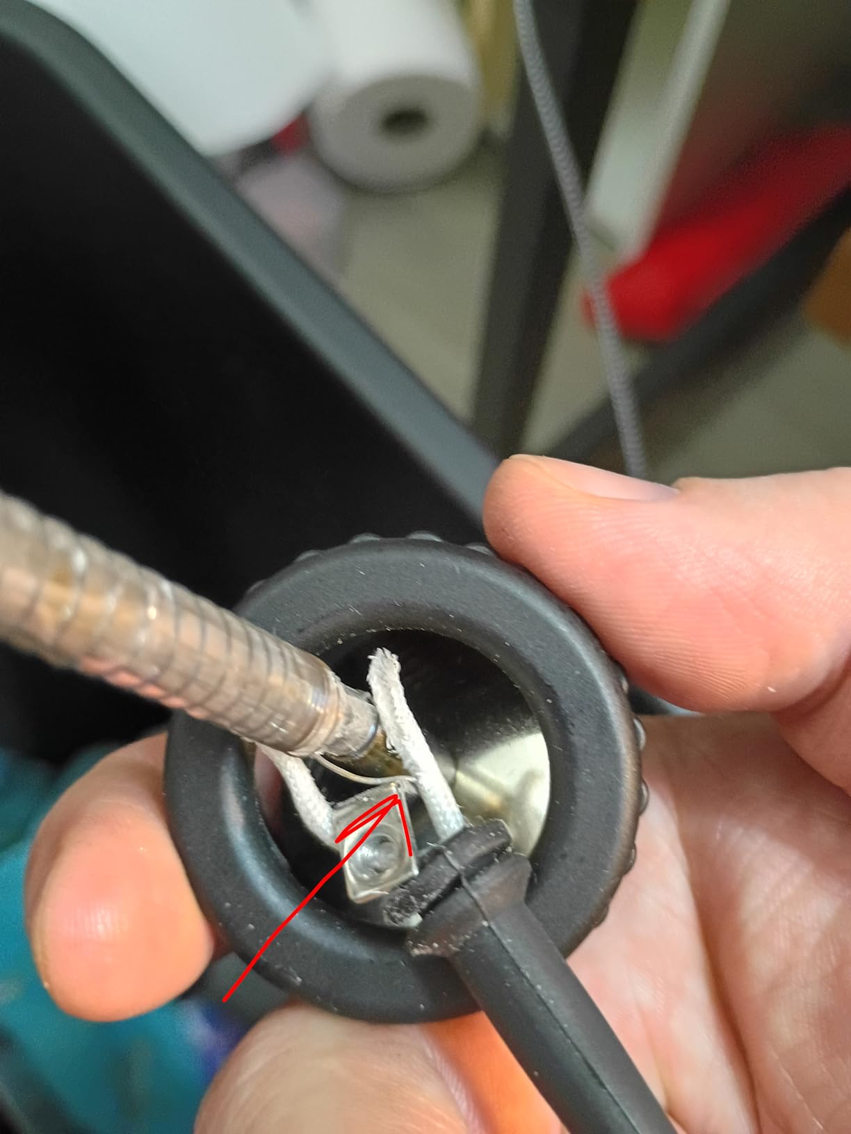 Electric Solder Sucker Vacuum,Automatic Desoldering Pump,Black Desoldering Tool For One-Handed Use And Reliable Suction,Designed for extended use Tin Removal Work Ac110v 30w Desoldering Gun customer photo 1