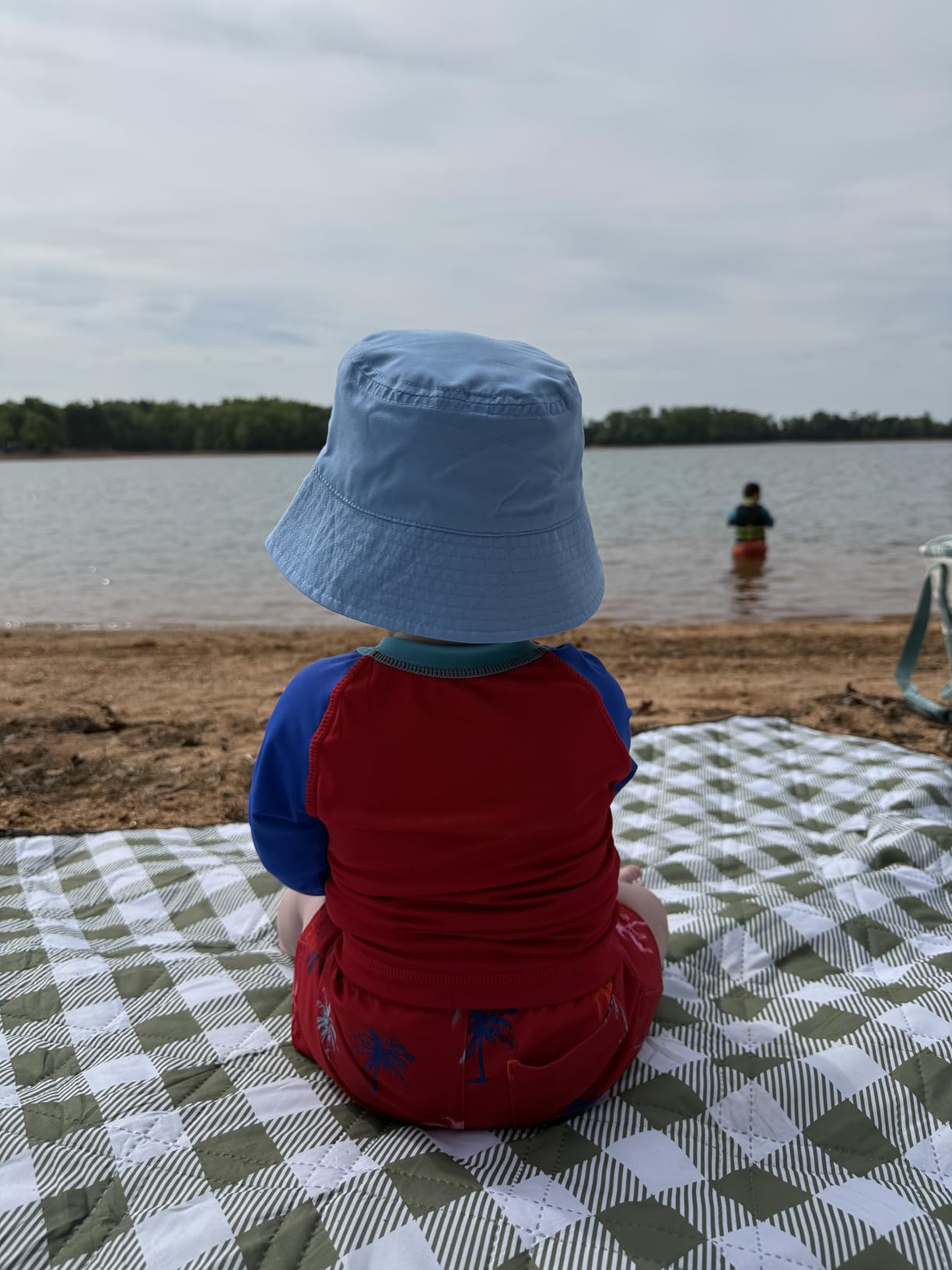 TigeJoy Extra Large Picnic Blanket Waterproof Beach Blanket 80''x80'' customer photo 1