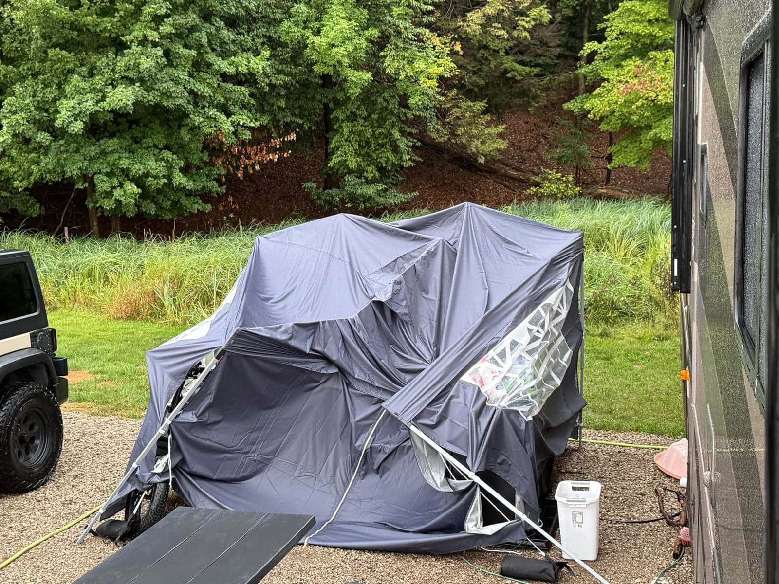 GDY 10x10 Pop Up Canopy Tent with 4 Sidewalls, Easy Set up, Outdoor Silver Coated Beach Gazebos, Carpas with 4 Sandbags, for Events, Parties,Camping,White. customer photo 1