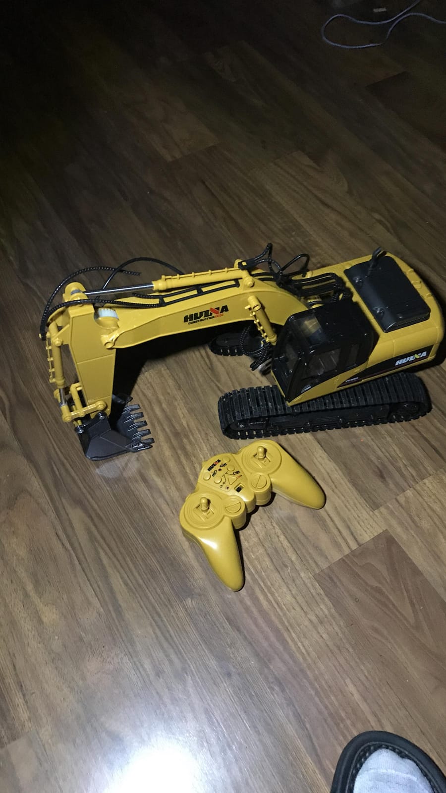 1:14 RC Excavator 25 Channel 4 in 1 Construction Toys, Remote Control Vehicles Tractor Sandbox Toys Digger, with Metal Bucket, Drill Bit, Gripper & Wood Gripper RC Truck customer photo 2