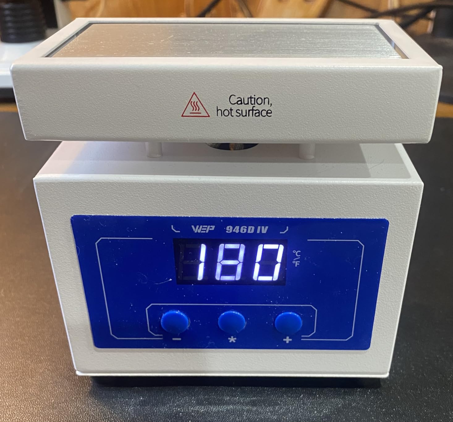WEP 946D IV 100x50mm Small LED Soldering Hot Plate for SMD BGA Smartphone Microcomputer Rework Reflow, 210W Preheater Station with ℃/℉ Digital Temperature Control customer photo 1