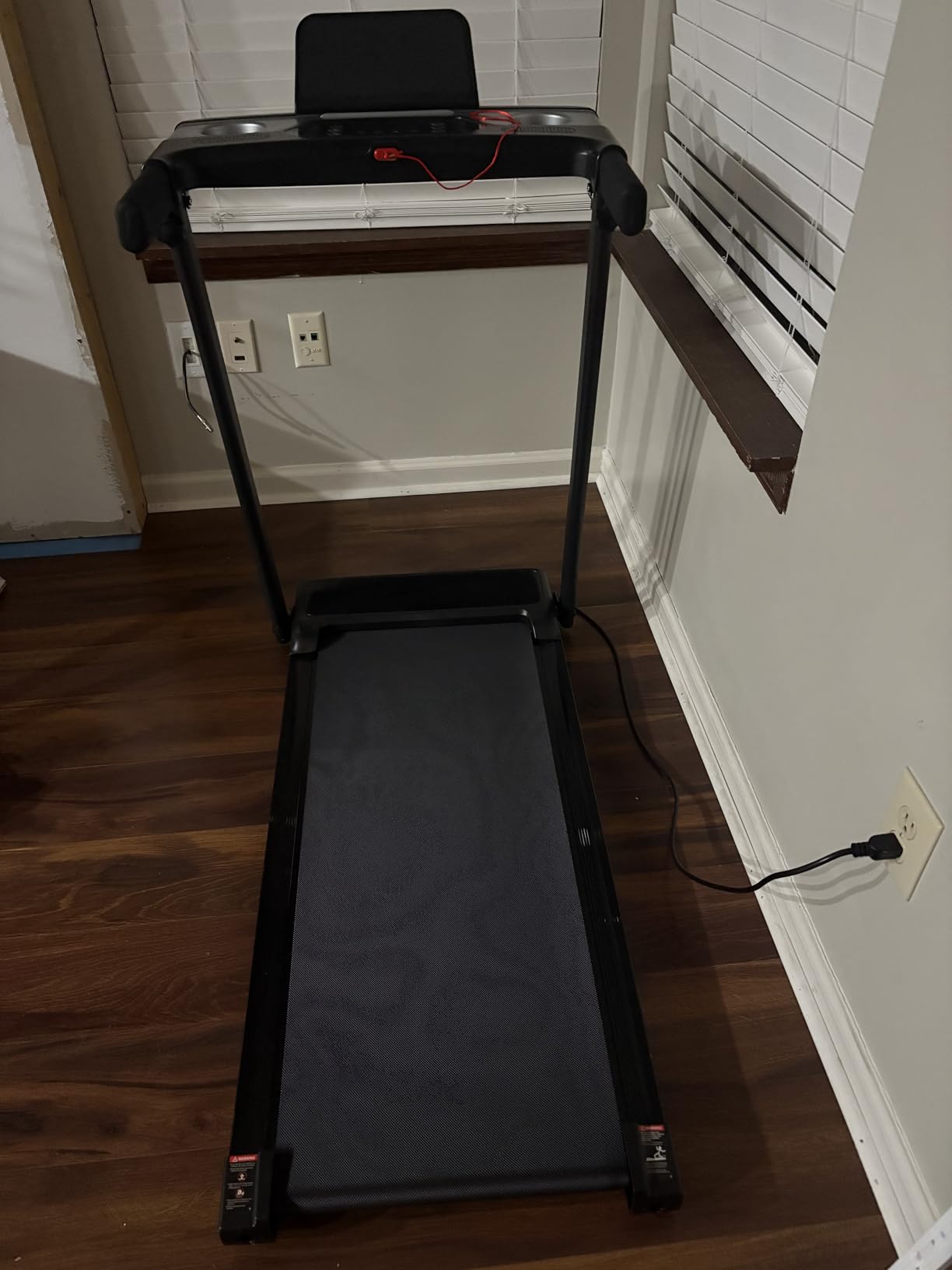 Foldable Treadmills for Home, 3-in-1 Walking Treadmill with Incline Handle Bar, 300LBS Capacity, 3.0HP Quiet Brushless, Small Treadmills for Small Spaces FutureGlide customer photo 1
