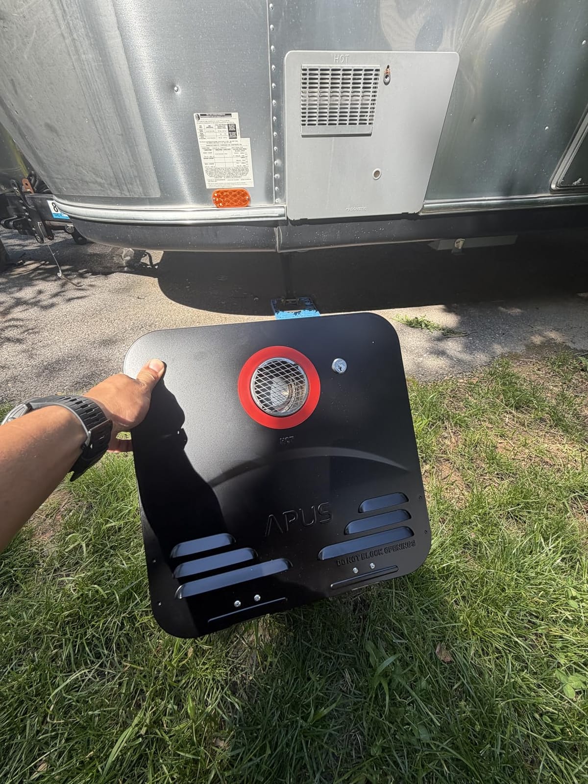 APUS RV Tankless Water Heater, Propane, 68,000 BTU, Black Door, 3.9 GPM | CSA Certified, 12V DC, High Altitude Available, Continuous On-Demand Hot Water, Remote Control, for RV & Camper Long Shower customer photo 1