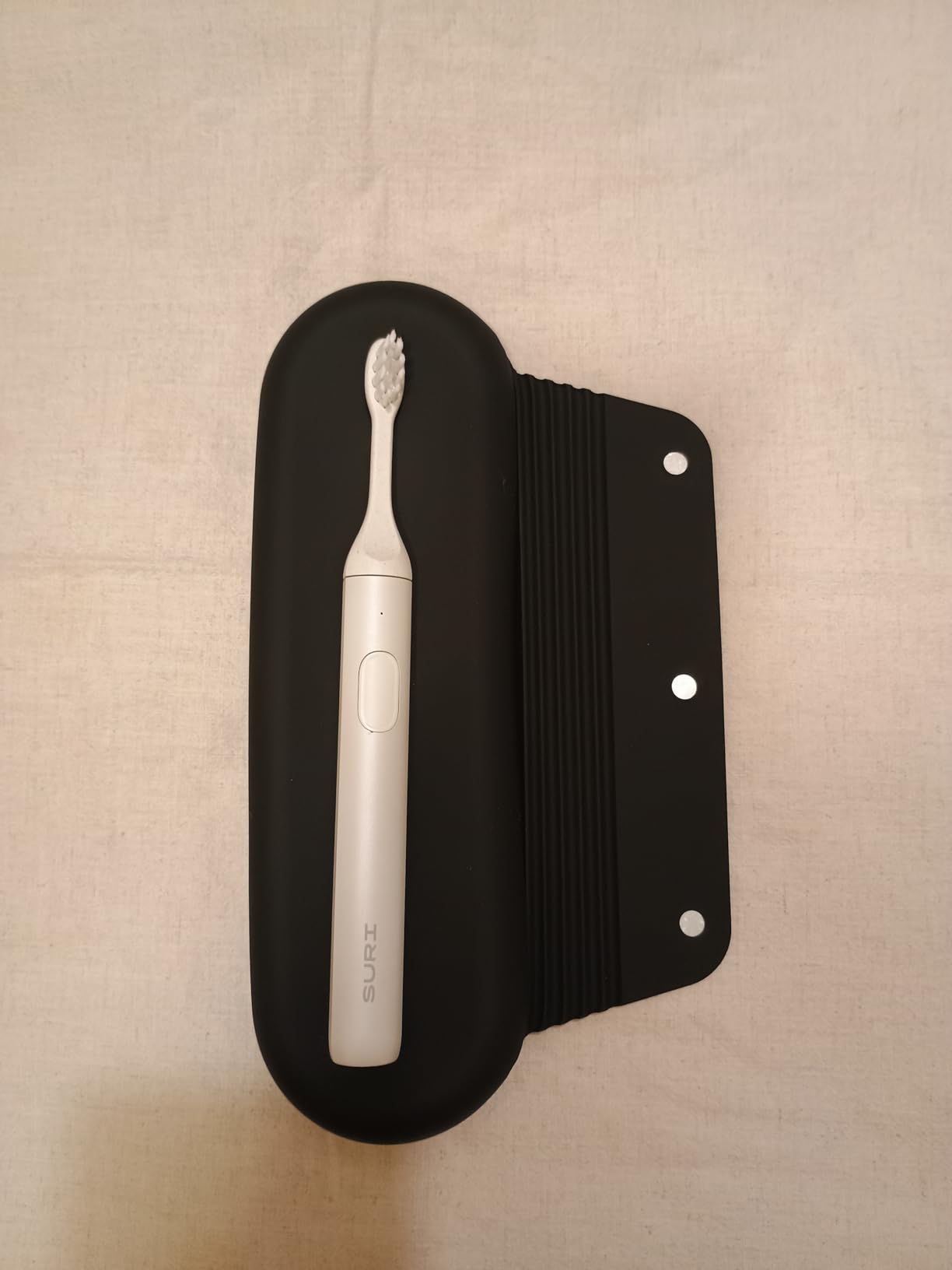 Silicone Electric Toothbrush Travel Case, Manual Toothbrush Travel Cover for Men and Women, Toothbrush Holder for Travel, Gym and More, Fits Most Manual and Electric Toothbrushes - Black customer photo 1