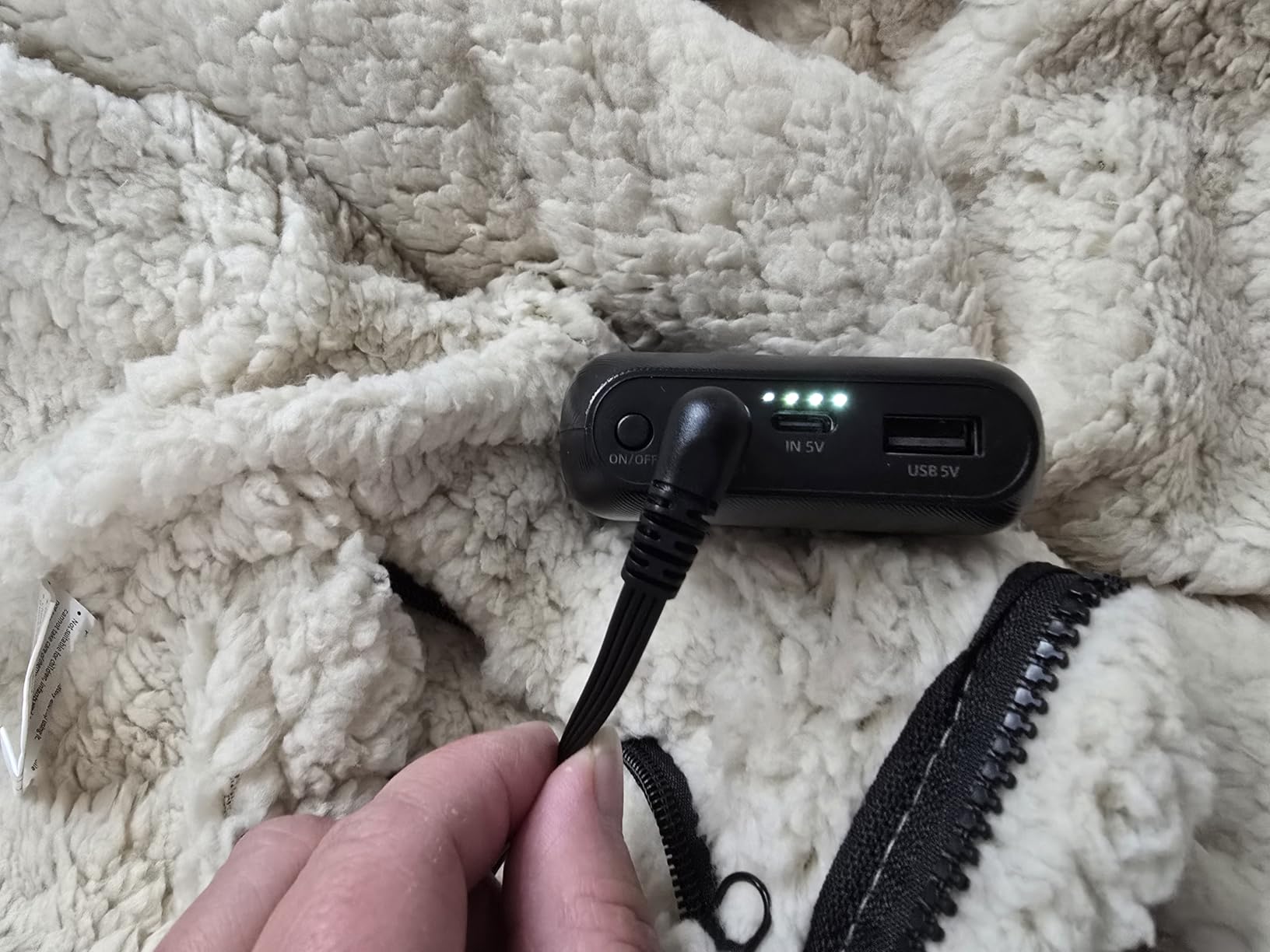 Heated Blanket Battery Operated, Portable Electric Heat Shawl Throw Hoodie customer photo 2