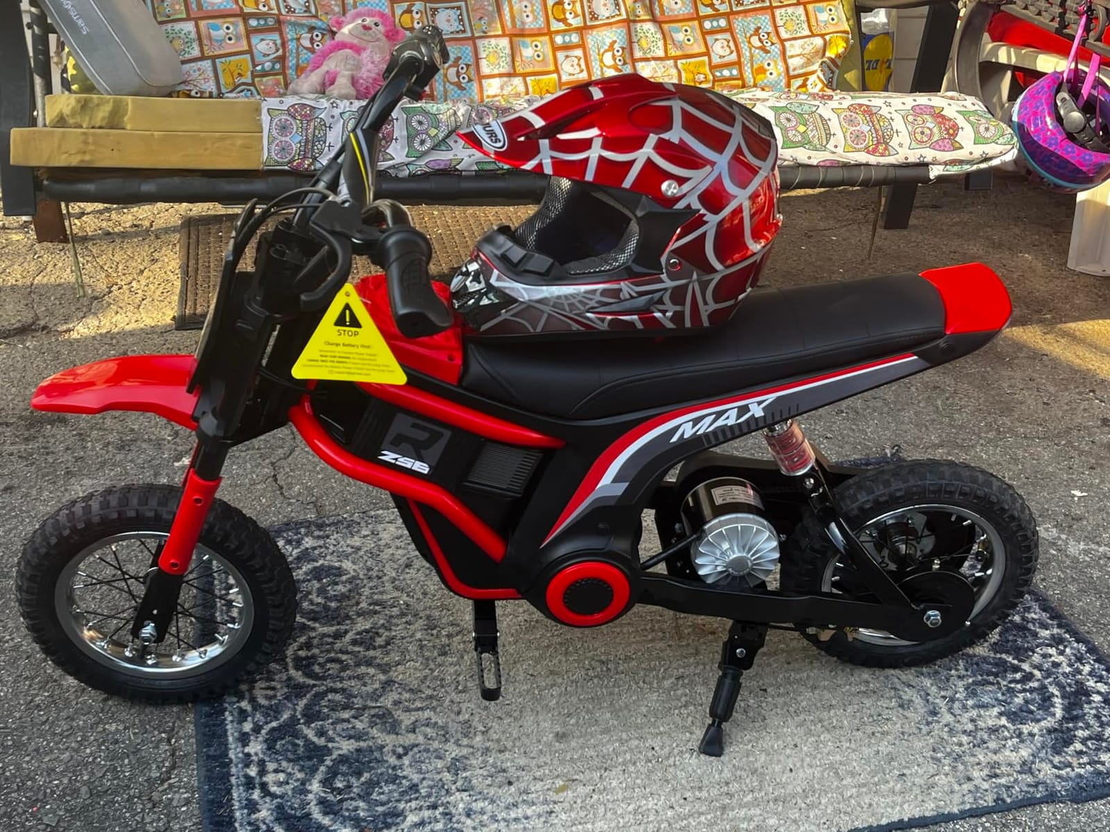 24V 350W Electric Dirt Bike for Kids – 3-Speed Modes, 14.29MPH Max Speed, ASTM-Certified Safe Motorcycle with Shockproof Suspension, Best Gift for Boys & Girls customer photo 1