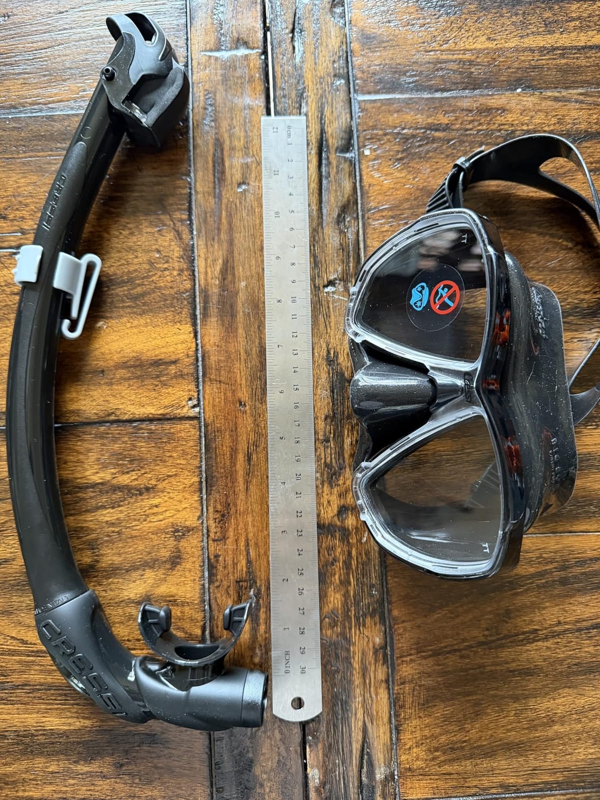 Cressi Mask and Snorkel Kit for Snorkeling and Freediving - Wide View and Dry Snorkel - Big Eyes & Seal Dry - Made in Italy customer photo 2