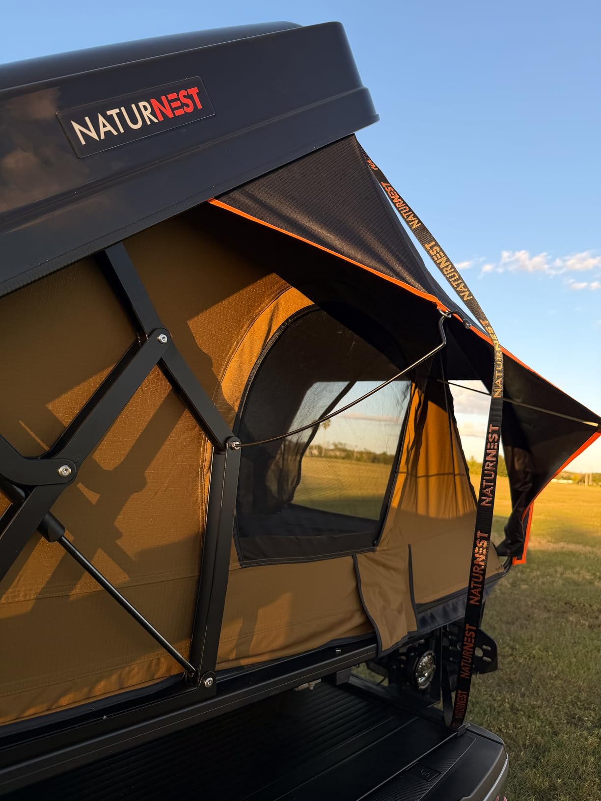 Naturnest Rooftop Tent Hard Shell, Easy Set Up Pop Up Large Tent for 2-4 Person Camping, Waterproof UV-Resistant Blackout Privacy 4 Season Tents for Truck, Jeep, SUV, Van, Trailer - Sirius 2 Series customer photo 2