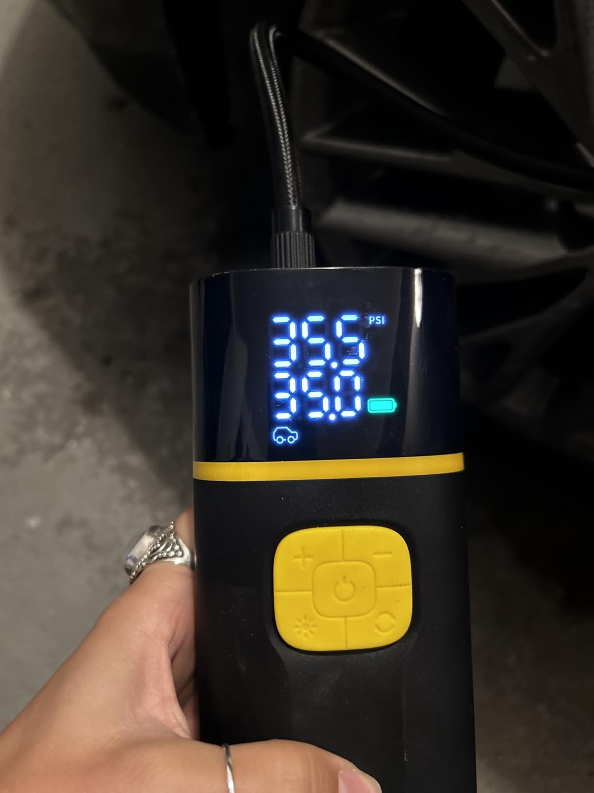 AUXITO 26000mAh Heavy Duty Portable Air Compressor for Pickup, Truck, RV customer photo 2