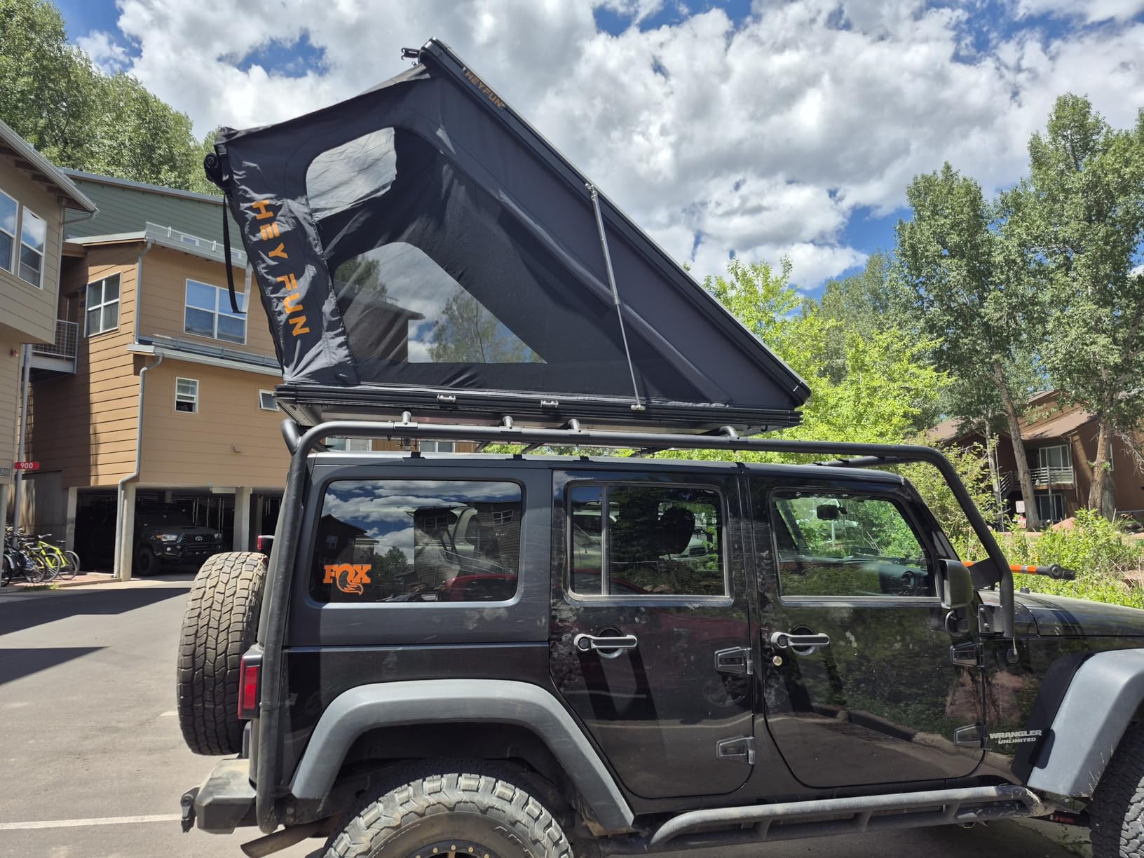 Voyager Pro Rooftop Tent Hard Shell, Aluminum Pop Up Roof Top Tent | 30% Extra Space, Skyview Window, Side Awning&LED Strip, Compatible with Truck Jeep SUV Van&Trailer for 2-3 Person Camping customer photo 2