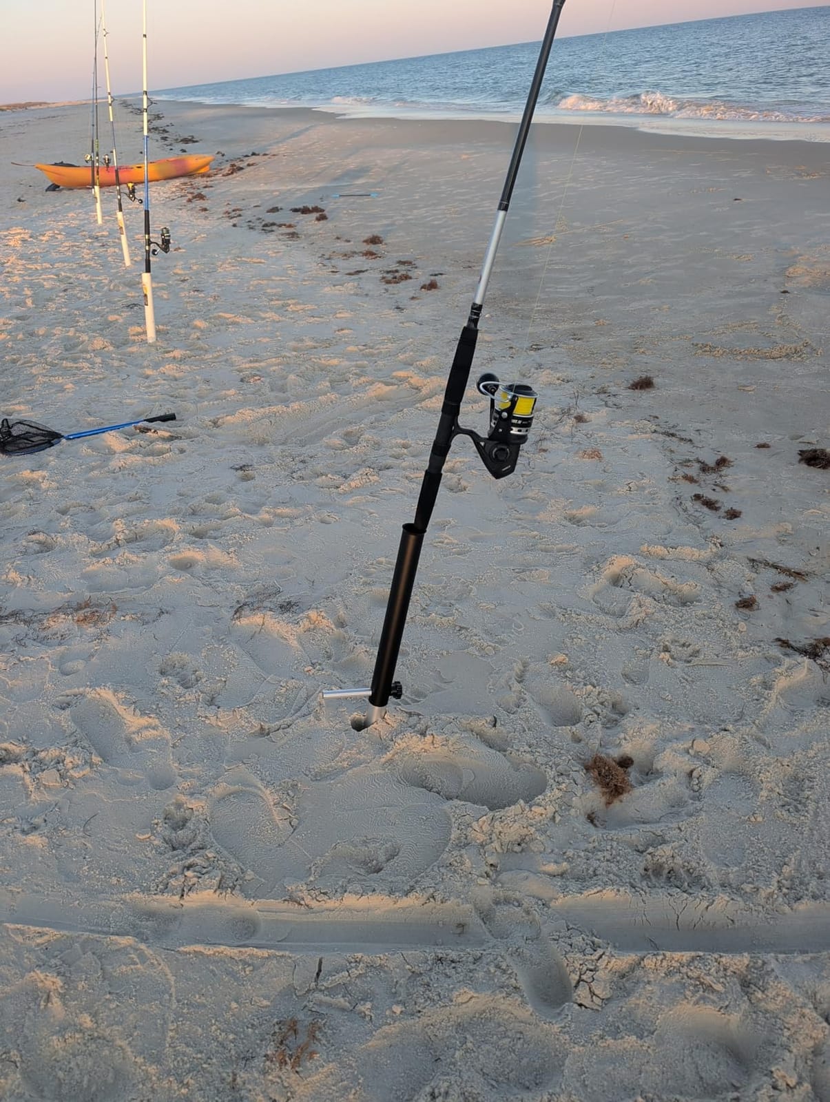 1/2 Pack Aluminum Sand Spikes for Surf Fishing, Beach Fishing Rod Holder, Telescopic and Portable, 2-Stage Adjustable, with Storage Bag customer photo 2