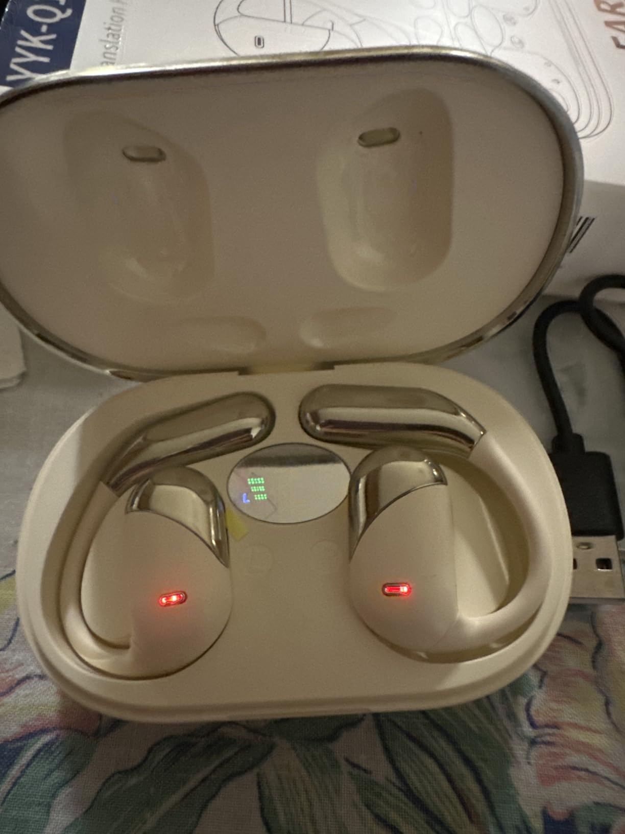 AI Translation Earbuds Real Time - 198 Languages Translator 60H Playtime customer photo 2