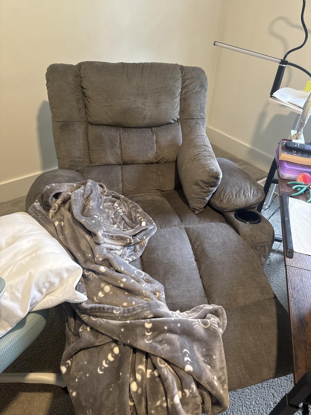 BOSMILLER Power Lift Recliner Chair with Massage and Heat for Elderly,Electric Lift Chair with USB Charging Runction and Side Pockets, Suitable for Living Rooms and bedrooms,Grey customer photo 1