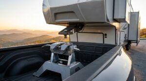 best fifth wheels hitches for towing large trailers