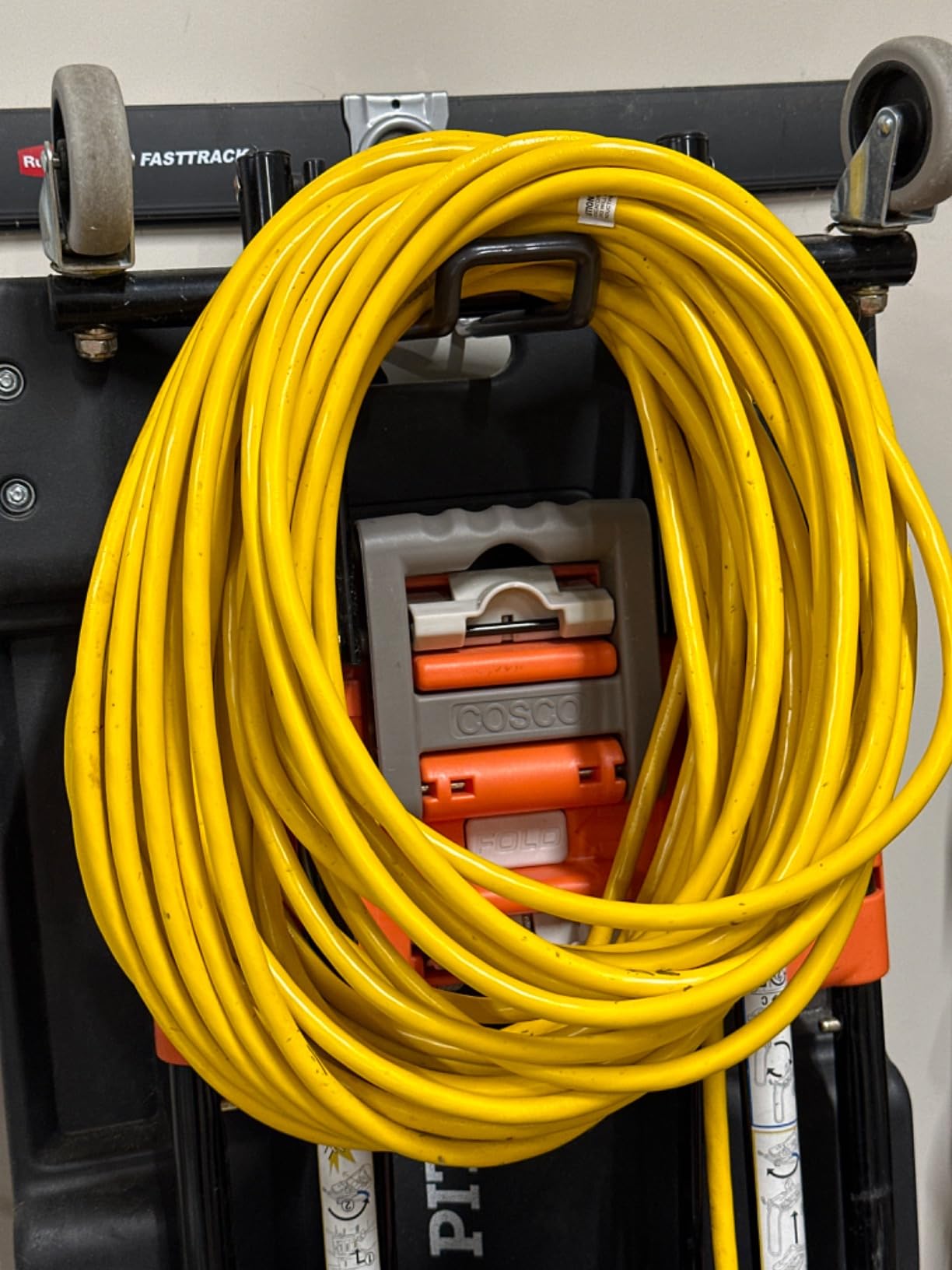 Southwire Outdoor Extension Cord – Durable Vinyl Jacket for For Farm, Ranch & Workshop - Lighted End With Reinforced Blades - SJTW, Yellow - 12 Gauge, 3 Prong - 50 Feet customer photo 1