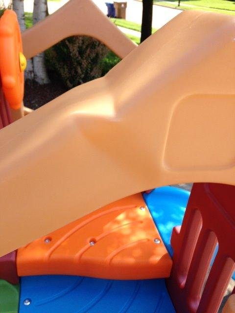 Step2 Play Up Double Slide Climber, Kids Outdoor Playset, Backyard Playground Set, 2 Slides, Elevated Playhouse, Outside Jungle Gym, For Toddlers 2-6 Years Old customer photo 2