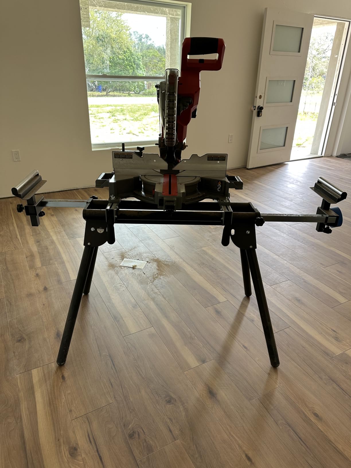 Evolution Power Tools EVOMS1 Miter Saw Stand Compact & Folding, Universal Fits Most Brands, Quick Release Mounting Brackets, Rollers, End Stops for Repeat Cutting , Black customer photo 2