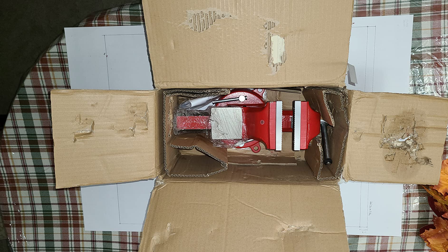 Yost Vises ADI-6 Heavy Duty Vise | 130,000 PSI Tensile Strength Austempered Ductile Iron Bench Vise | 6 Inch Jaw Width with a 360 Degrees Interlocking Swivel Base and 2 Lockdowns | Red customer photo 1