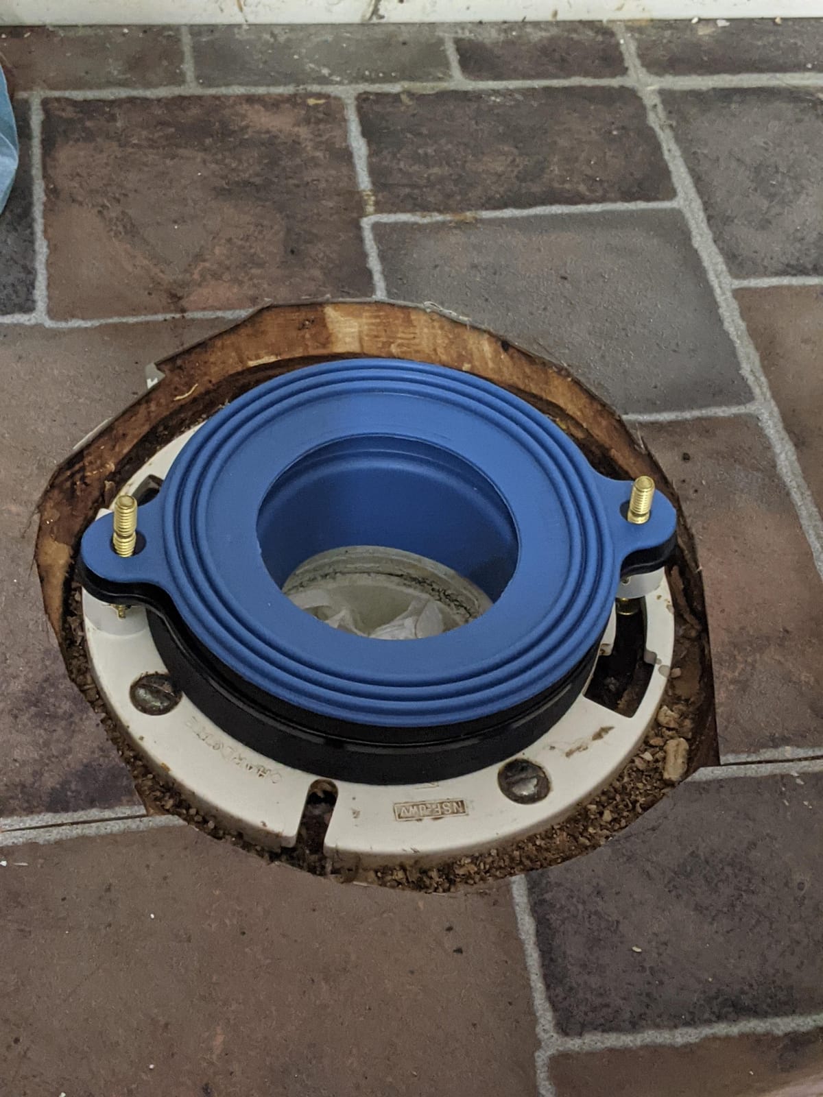 Fluidmaster 7530 Universal Better Than Wax Toilet Seal, Wax-Free Toilet Bowl Gasket Fits Any Drain customer photo 1