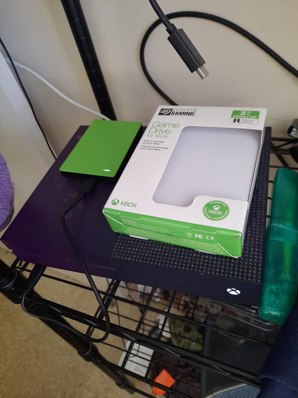 Seagate STEA2000403 Game Drive for Xbox STEA2000403-Hard 2 TB-USB 3.0-Green, 2TB customer photo 1