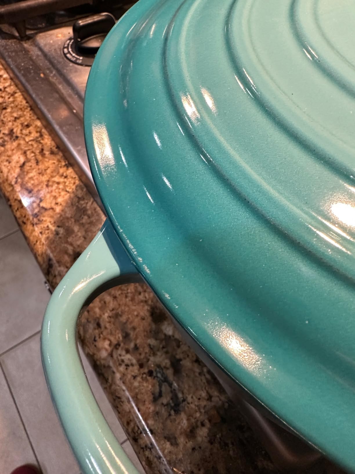 Le Creuset Enameled Cast Iron Round Wide Dutch Oven, 6.75 qt., Cerise customer photo 1