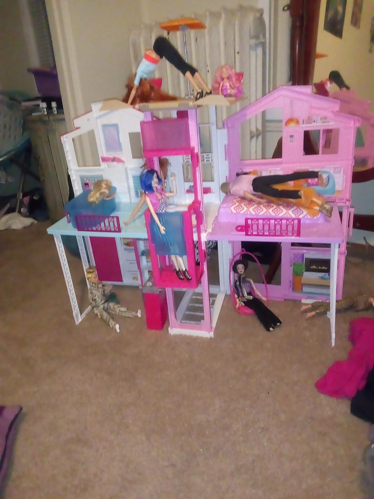 Barbie 3-Story Townhouse Dollhouse customer photo 2